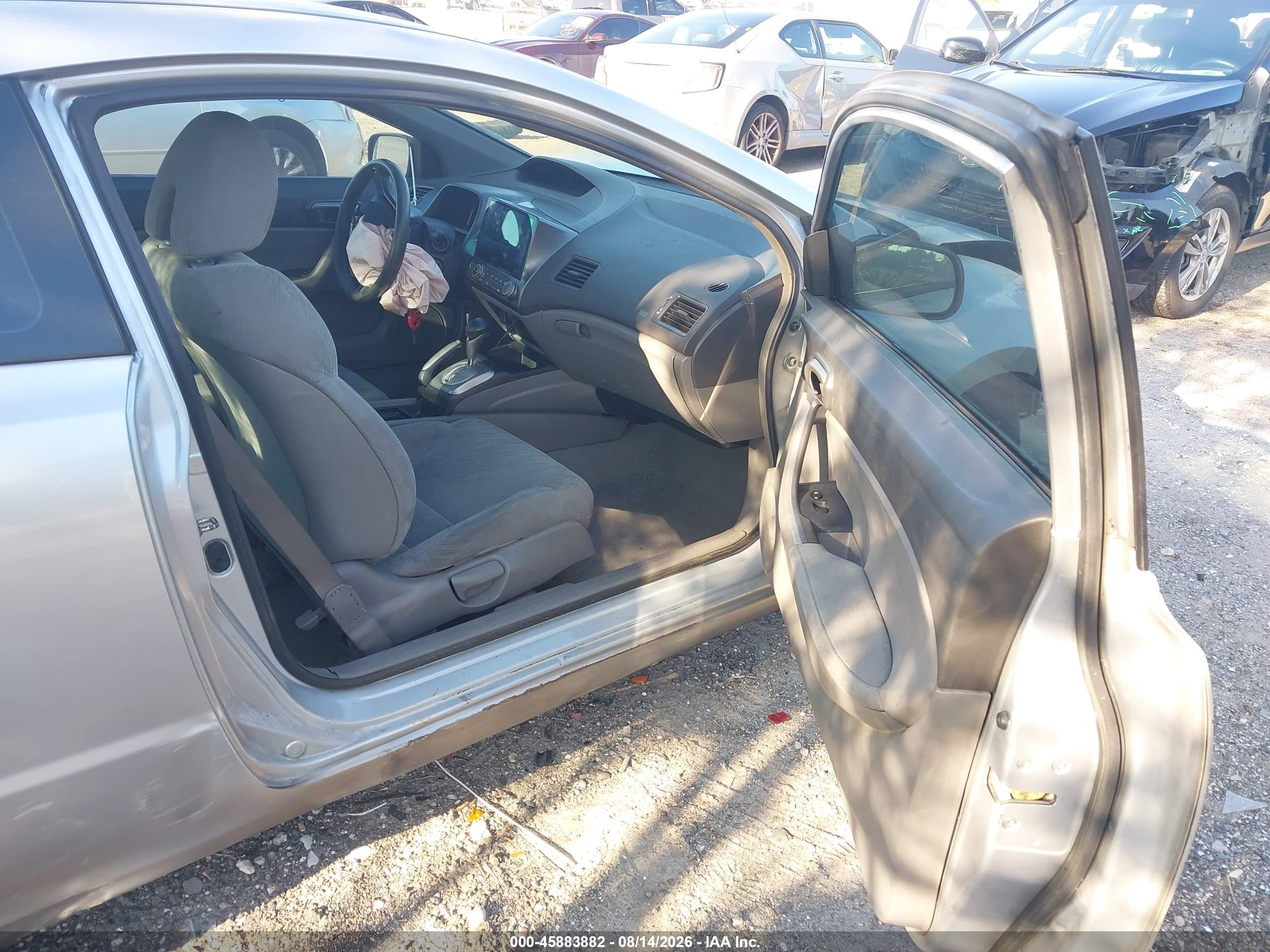 2008 Honda Civic Lx Серебряный vin: 2HGFG12668H538482