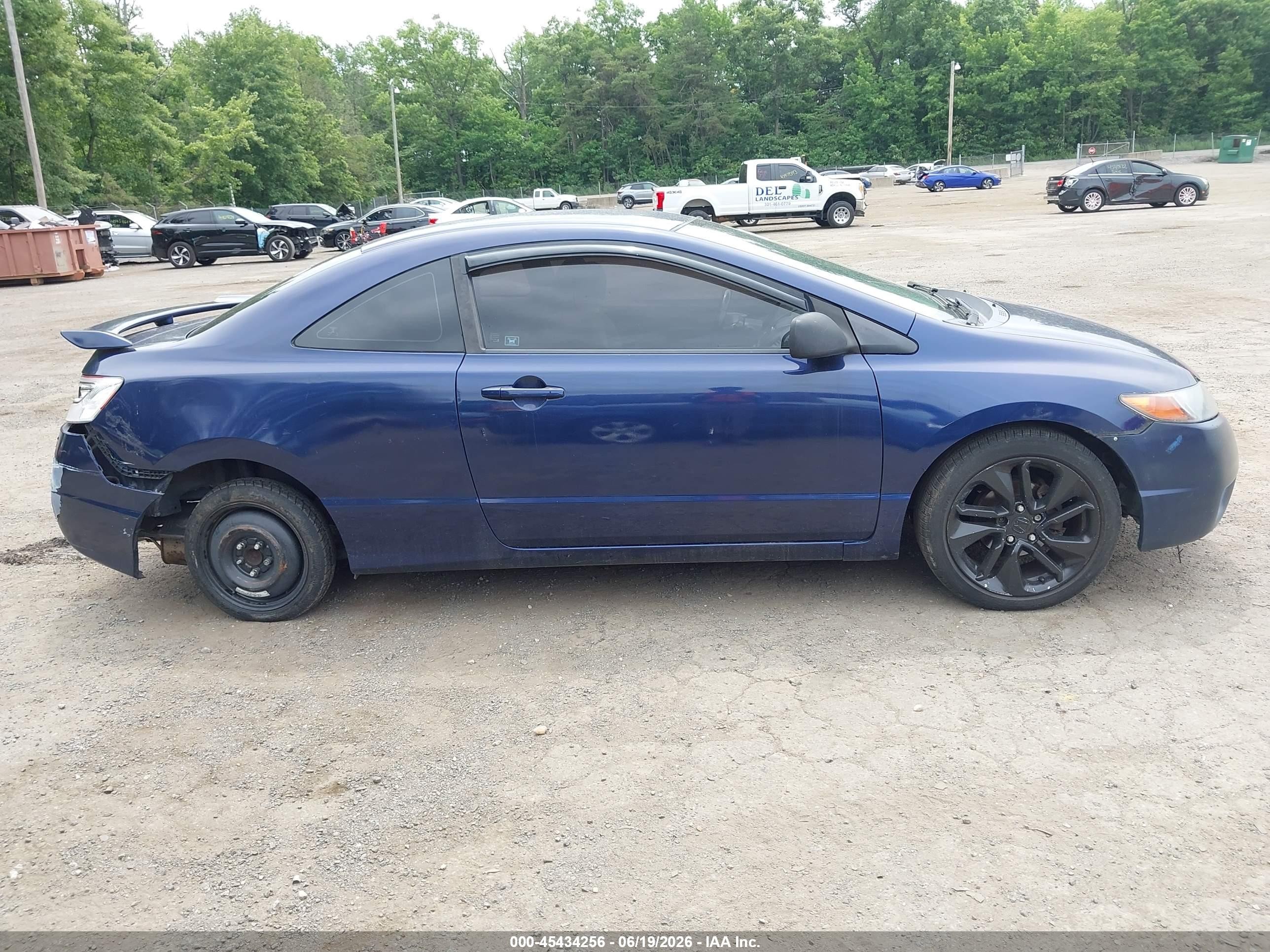 2008 Honda Civic Lx Blue vin: 2HGFG12668H558523