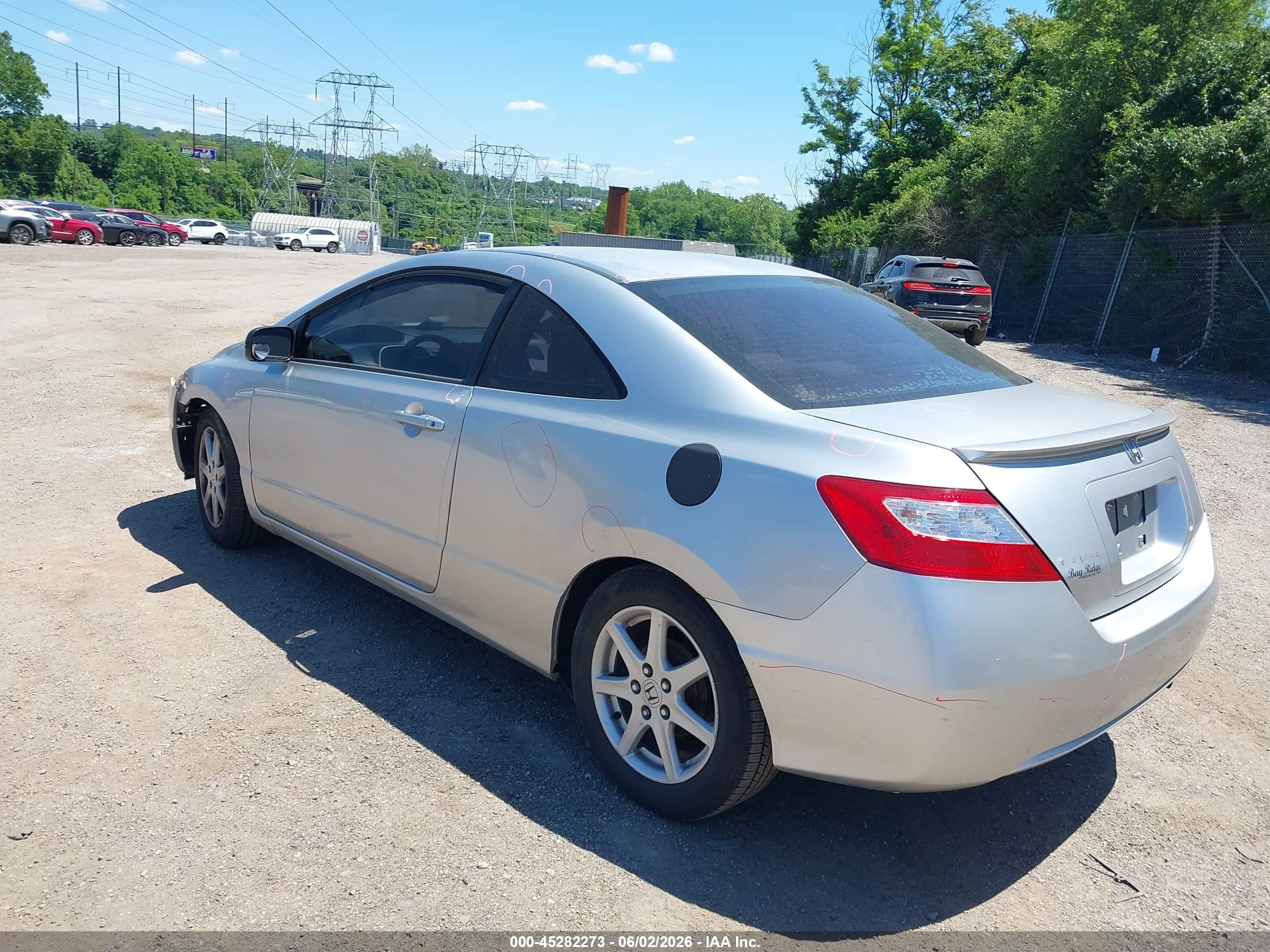 2007 Honda Civic Lx Серебряный vin: 2HGFG12677H501987