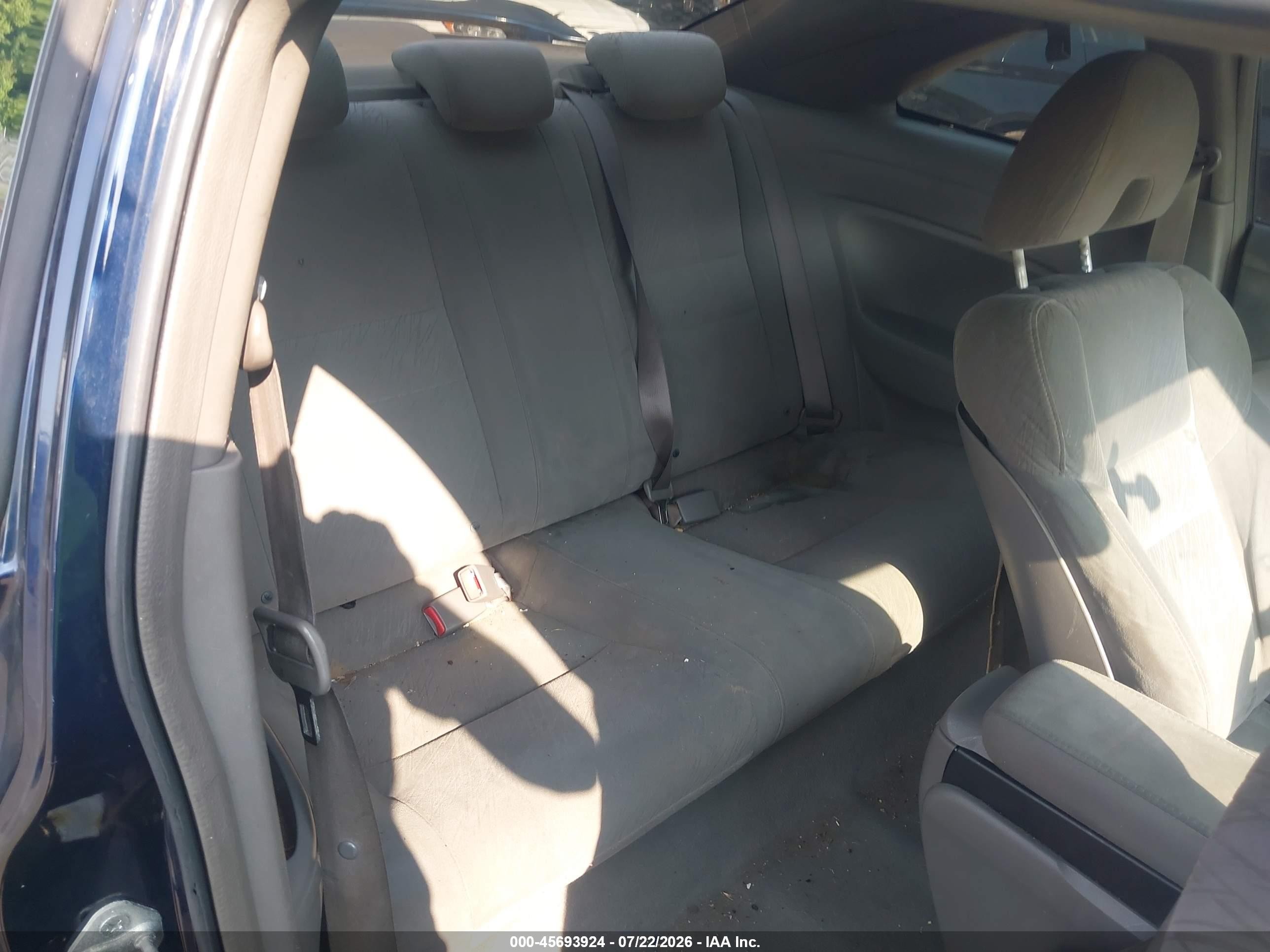 2007 Honda Civic Lx Blue vin: 2HGFG12677H558030