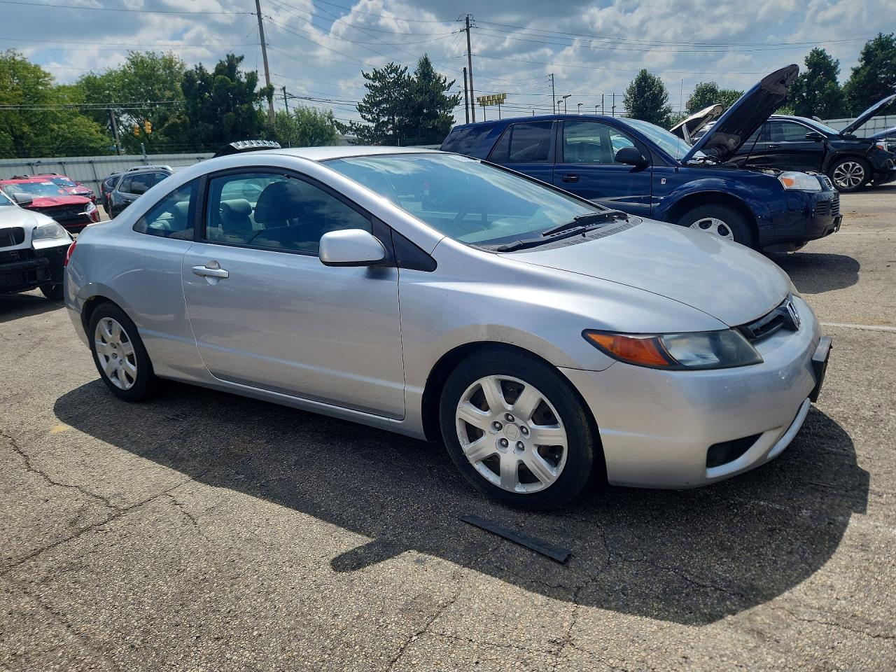 2008 Honda Civic Lx Silver vin: 2HGFG12678H513168