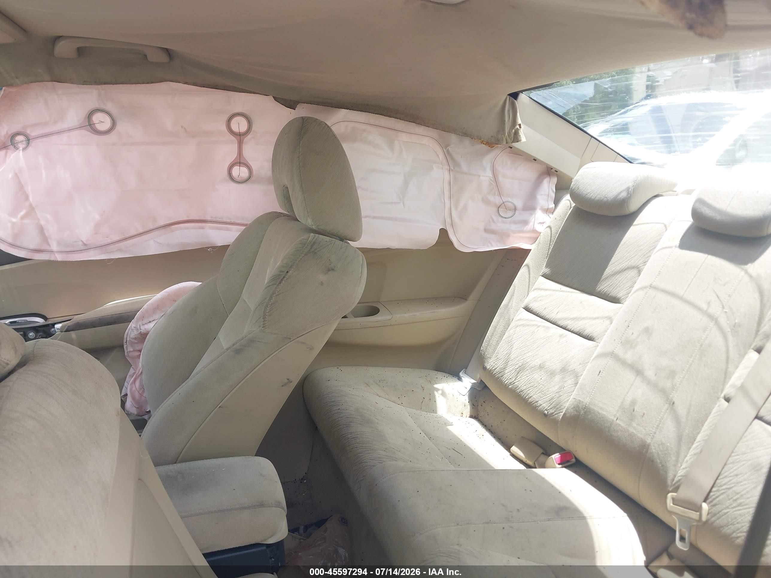 2007 Honda Civic Lx White vin: 2HGFG12687H552897