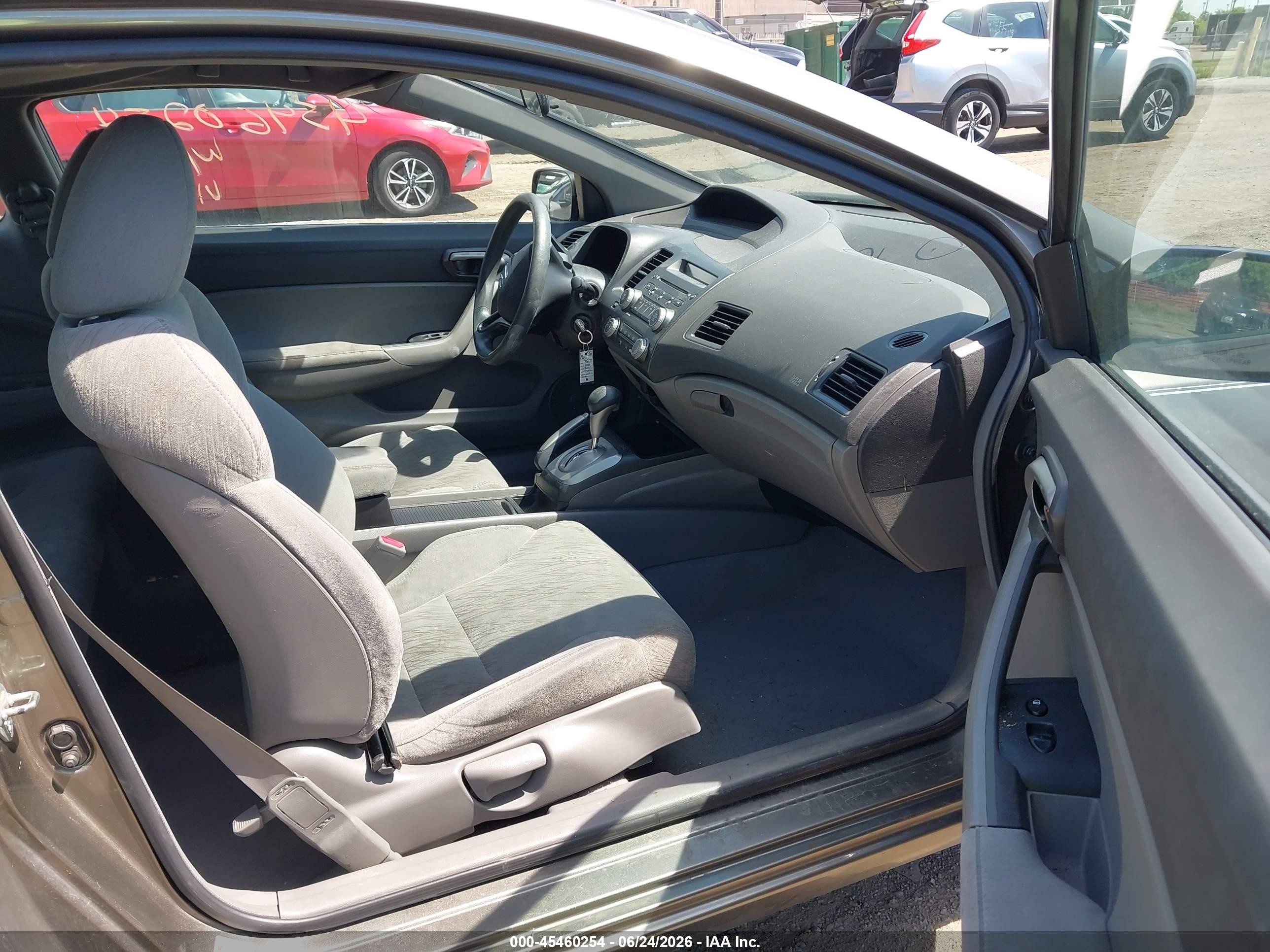 2008 Honda Civic Lx Бежевый vin: 2HGFG12688H572486