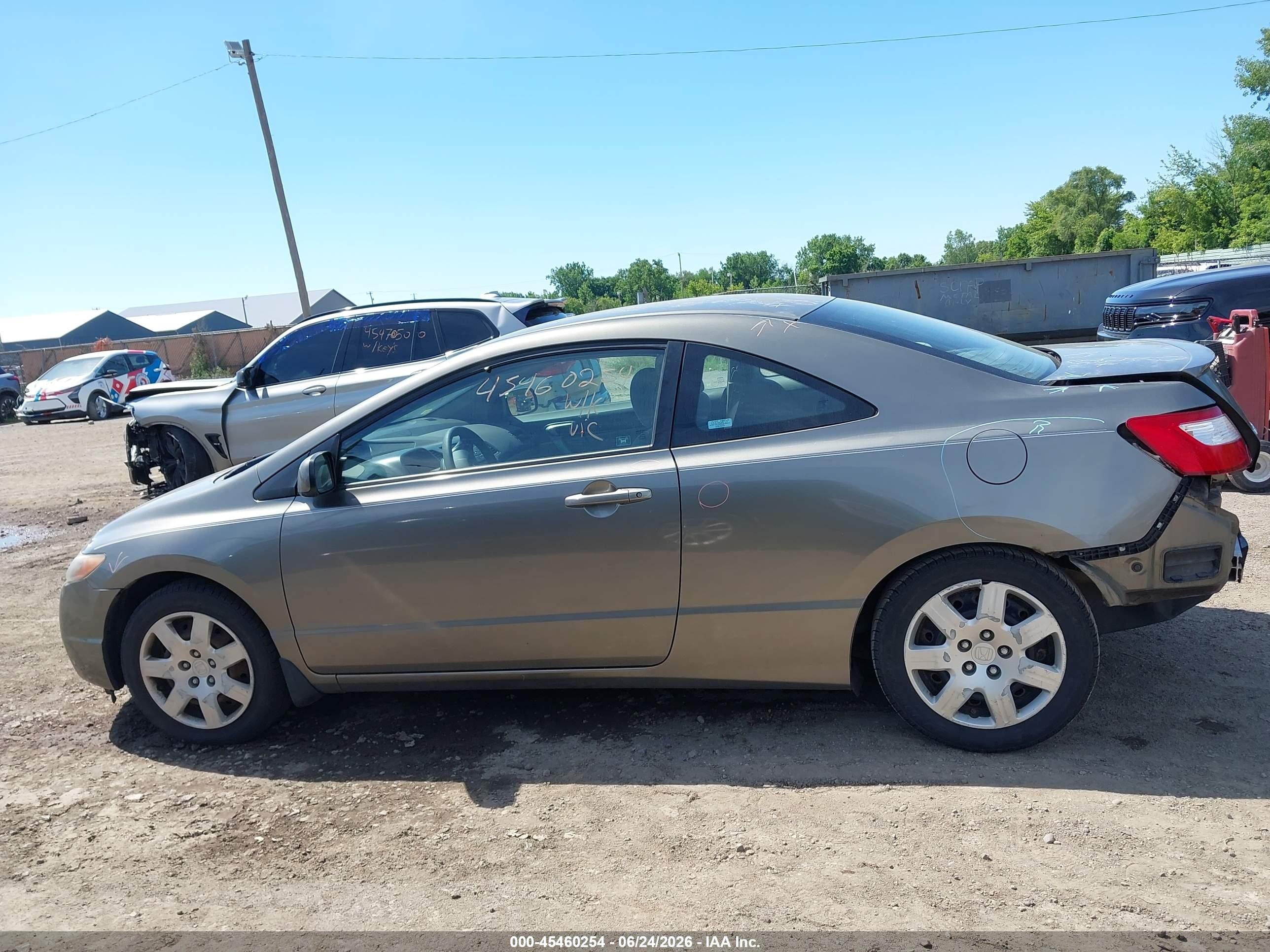 2008 Honda Civic Lx Бежевый vin: 2HGFG12688H572486