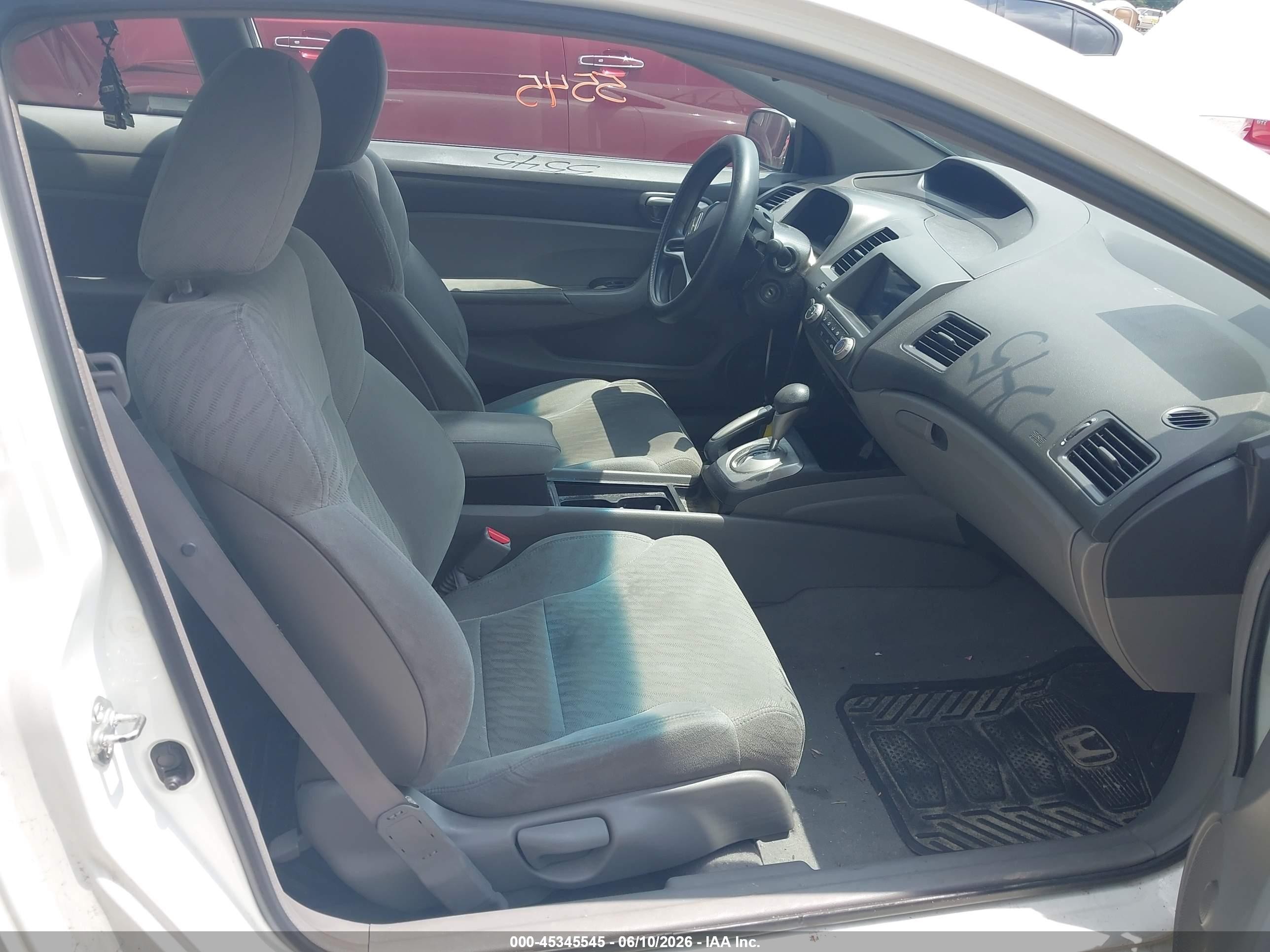 2009 Honda Civic Lx White vin: 2HGFG12689H531258