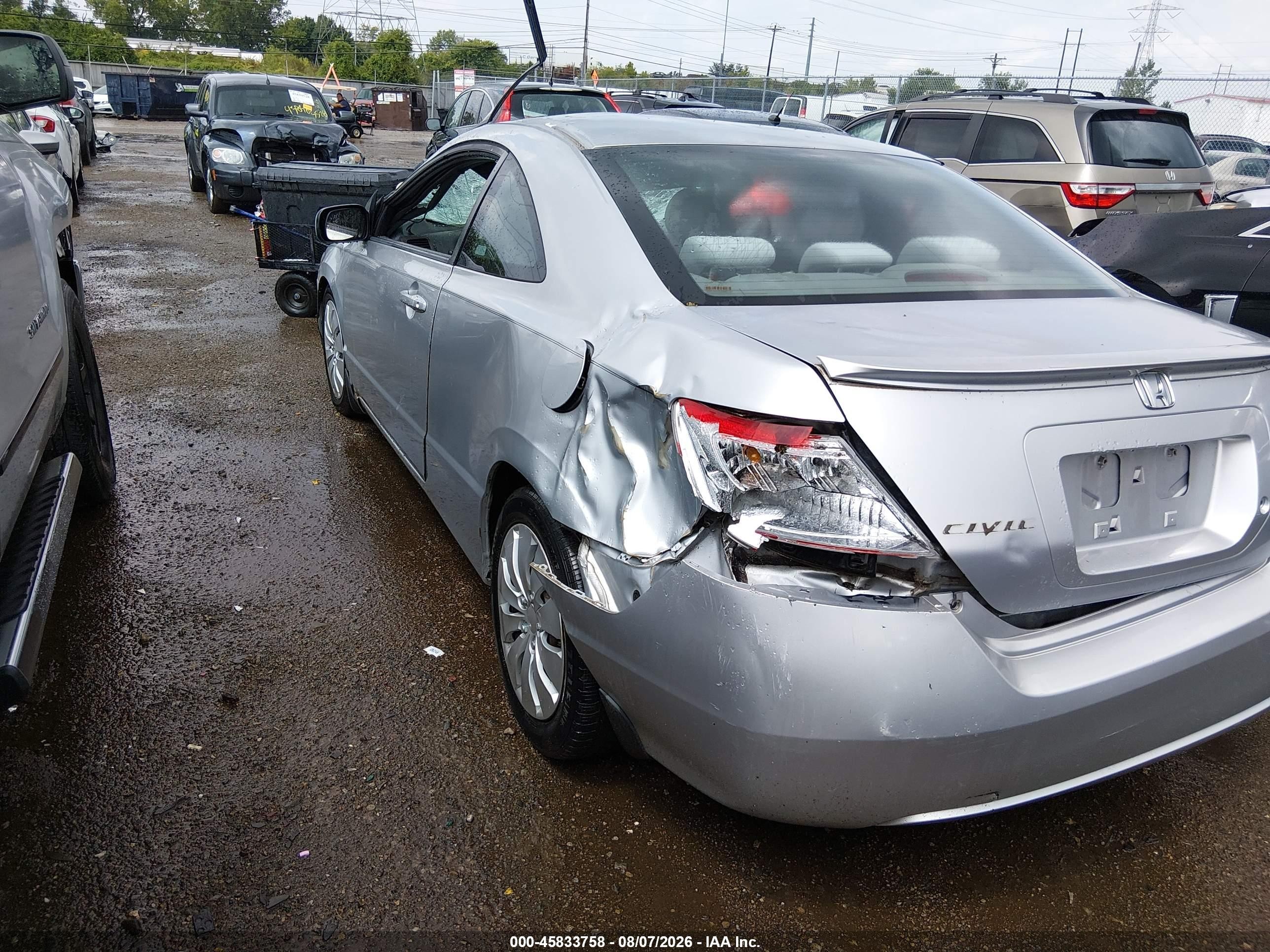 2008 Honda Civic Lx Серебряный vin: 2HGFG12698H528108