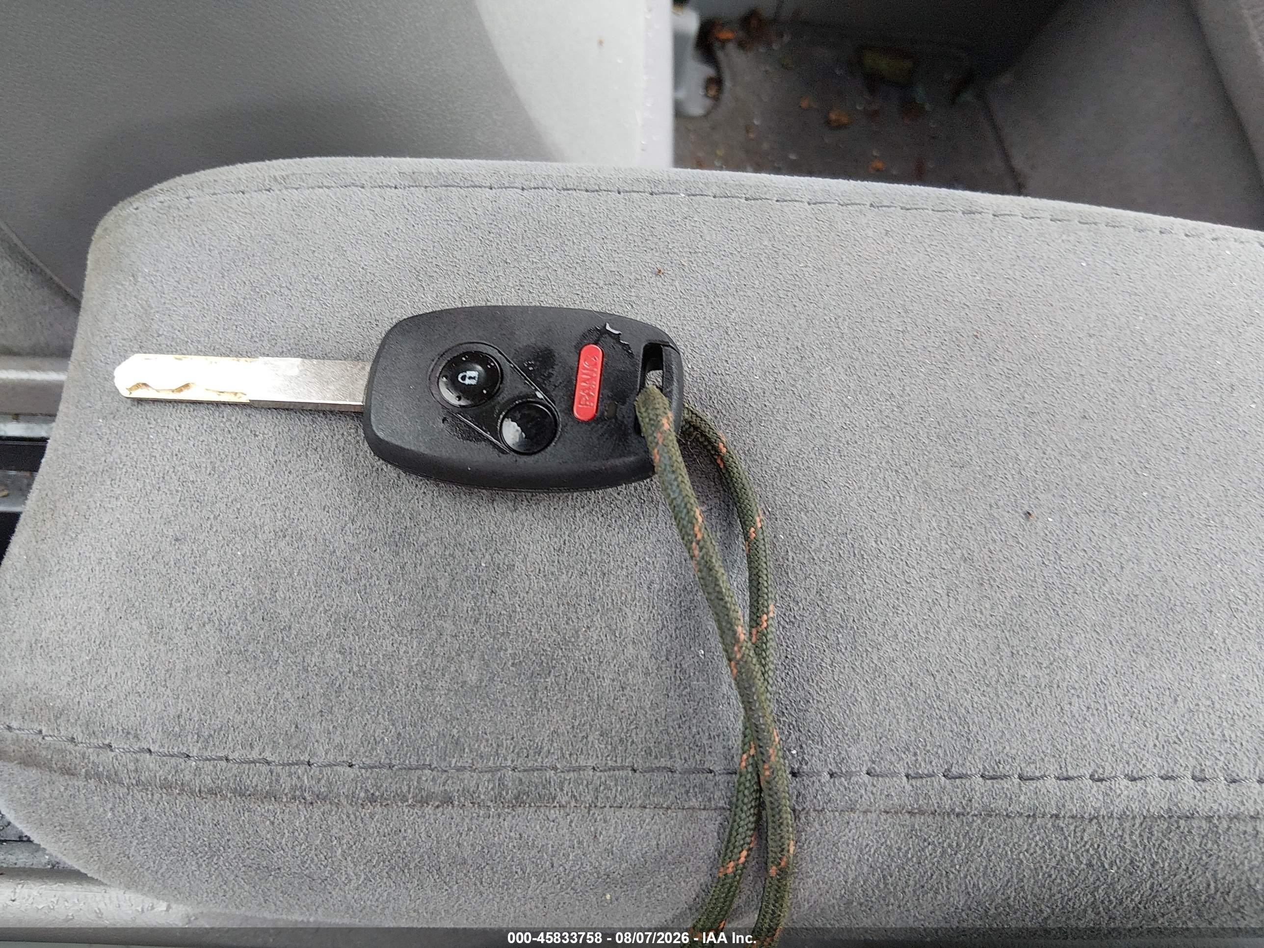 2008 Honda Civic Lx Серебряный vin: 2HGFG12698H528108