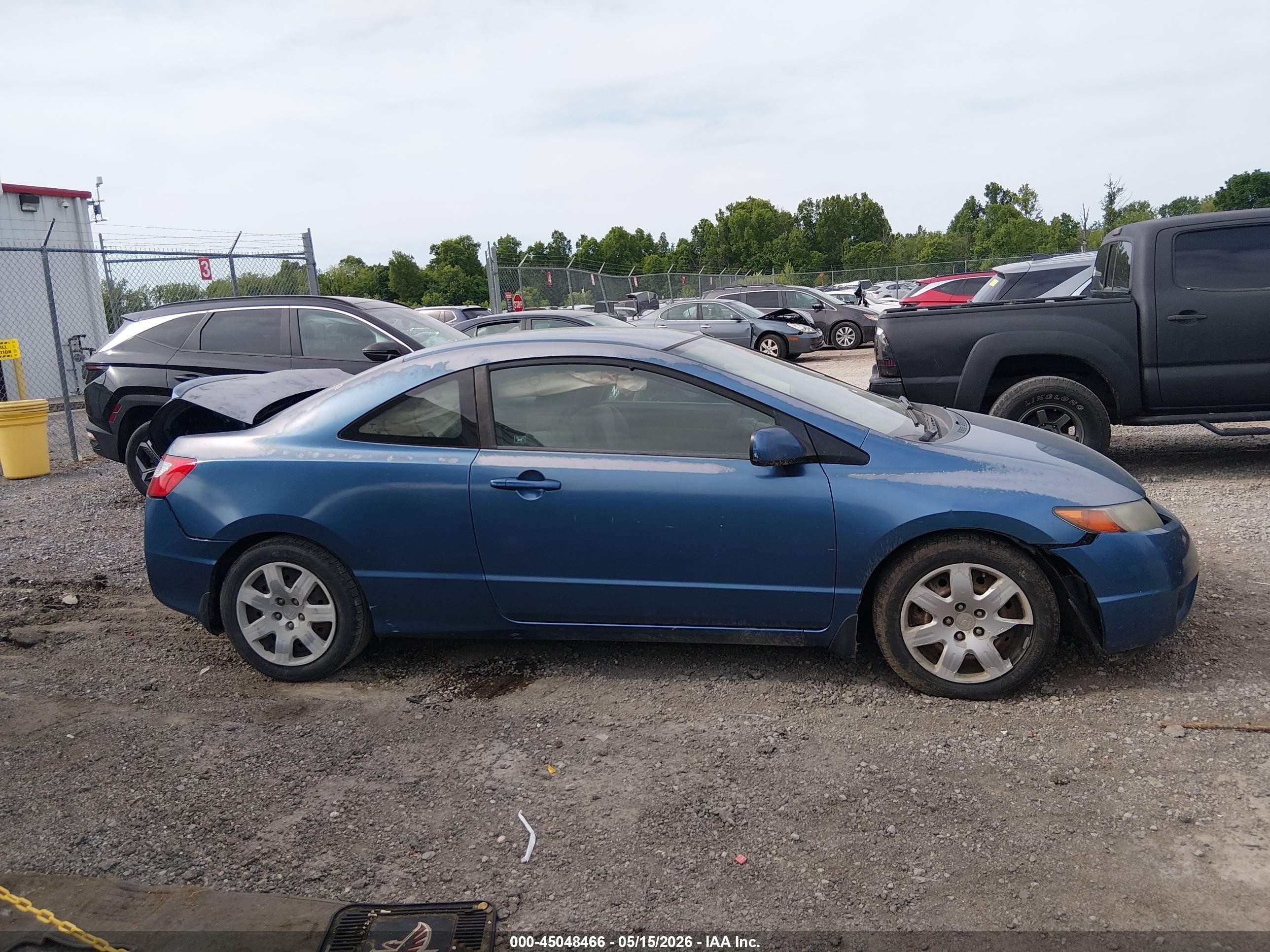 2008 Honda Civic Lx Blue vin: 2HGFG126X8H552031