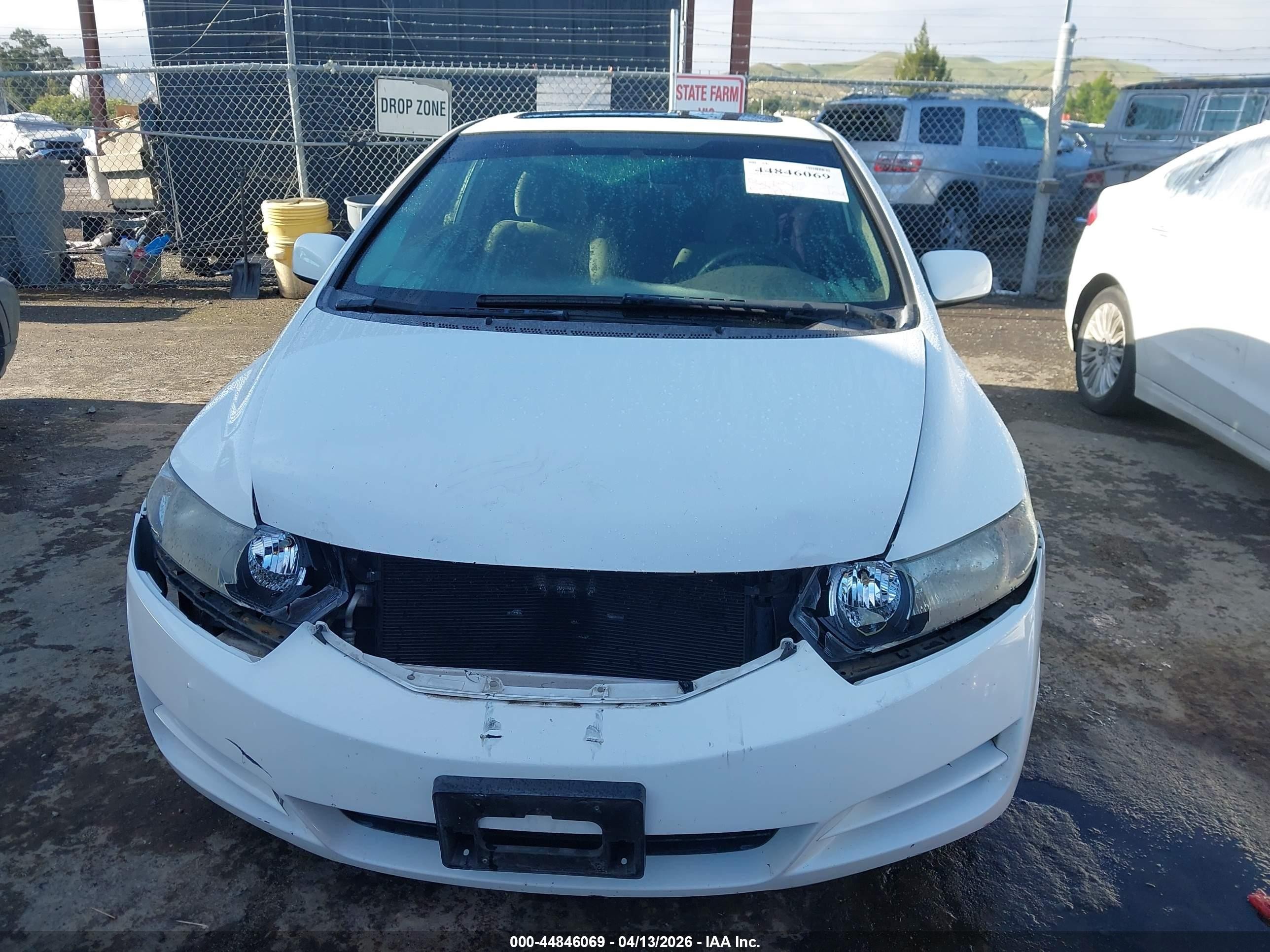 2009 Honda Civic Ex White vin: 2HGFG12839H513171