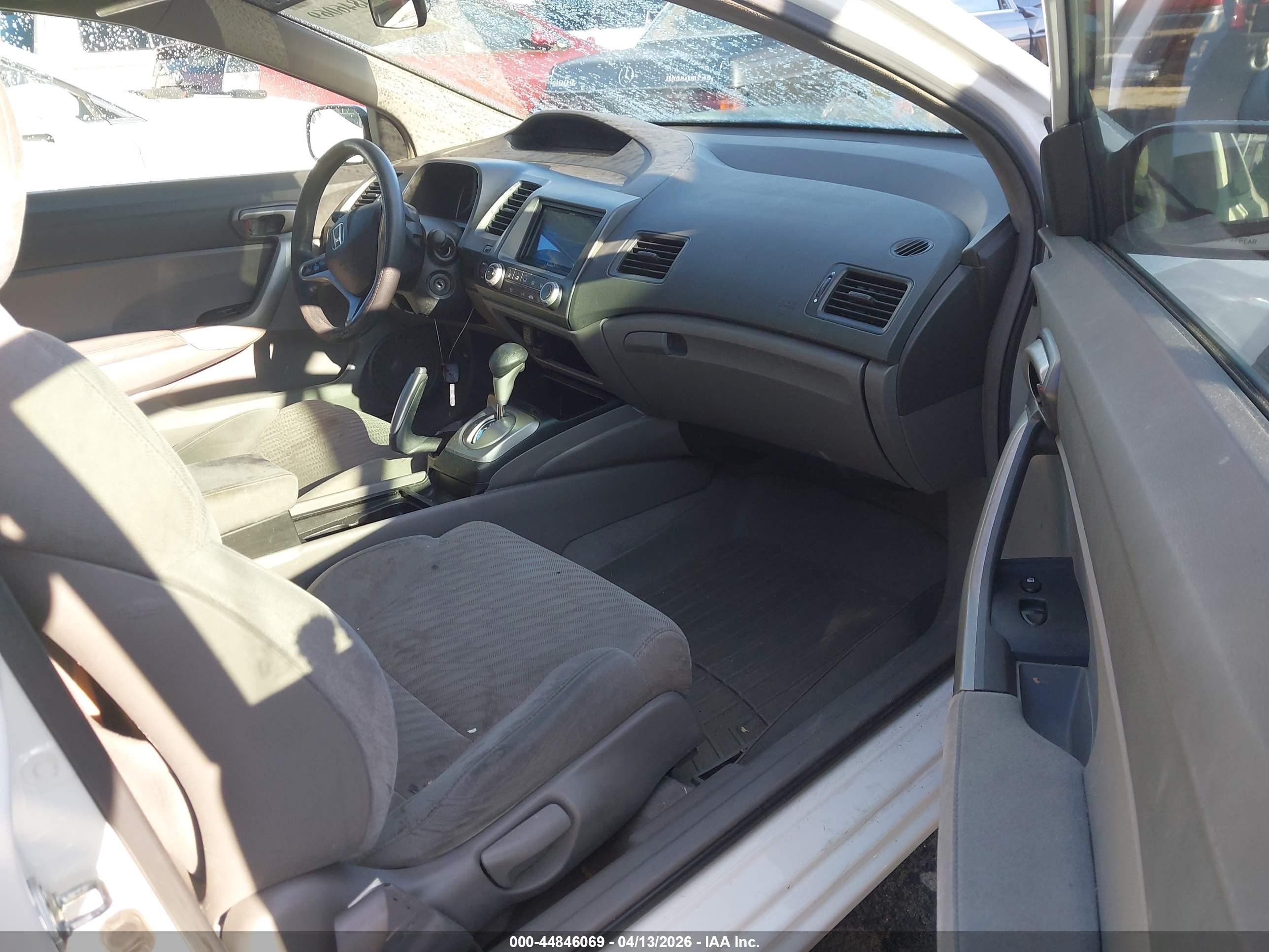 2009 Honda Civic Ex White vin: 2HGFG12839H513171