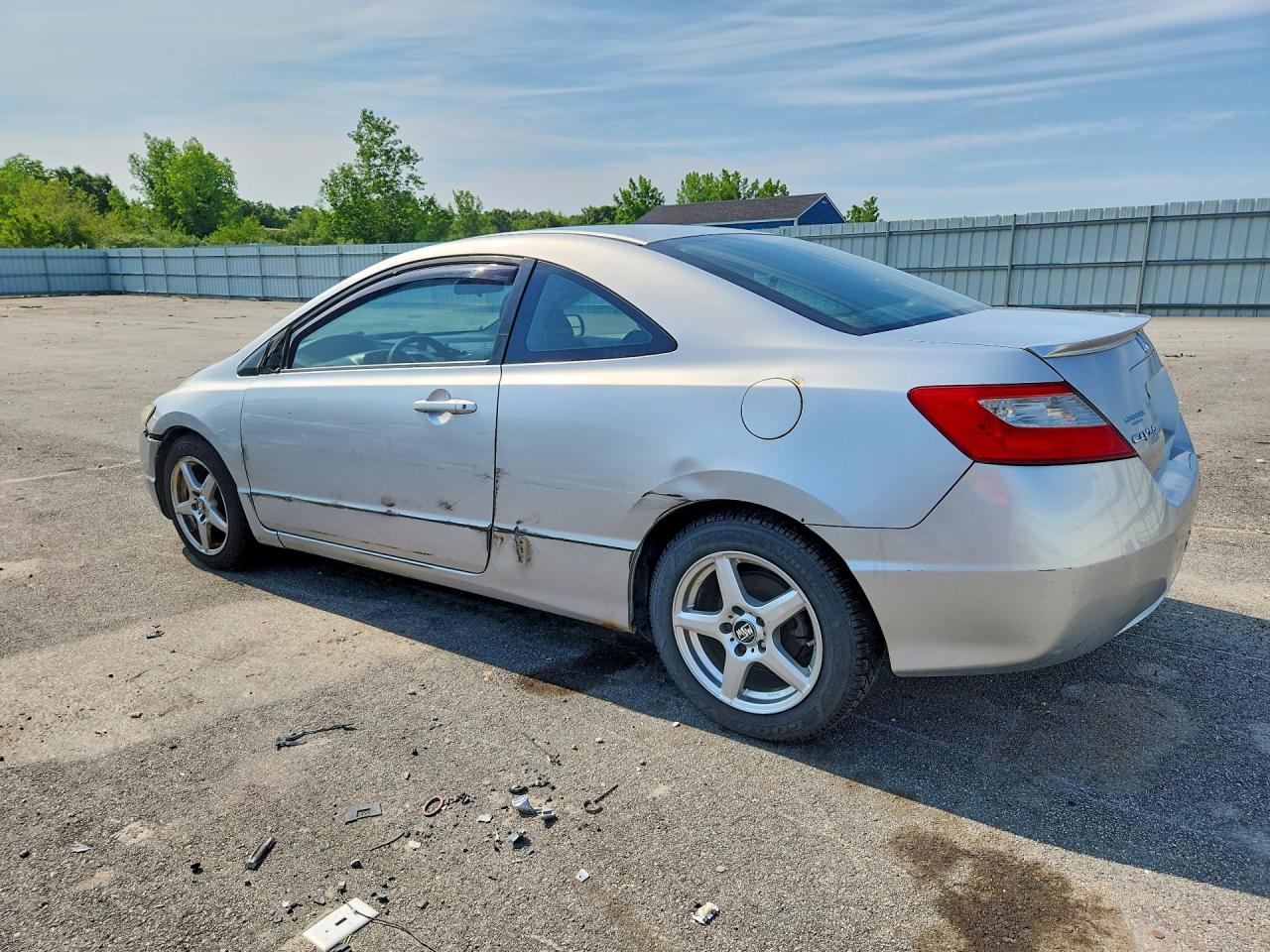 2009 Honda Civic Silver vin: 2HGFG12859H519909