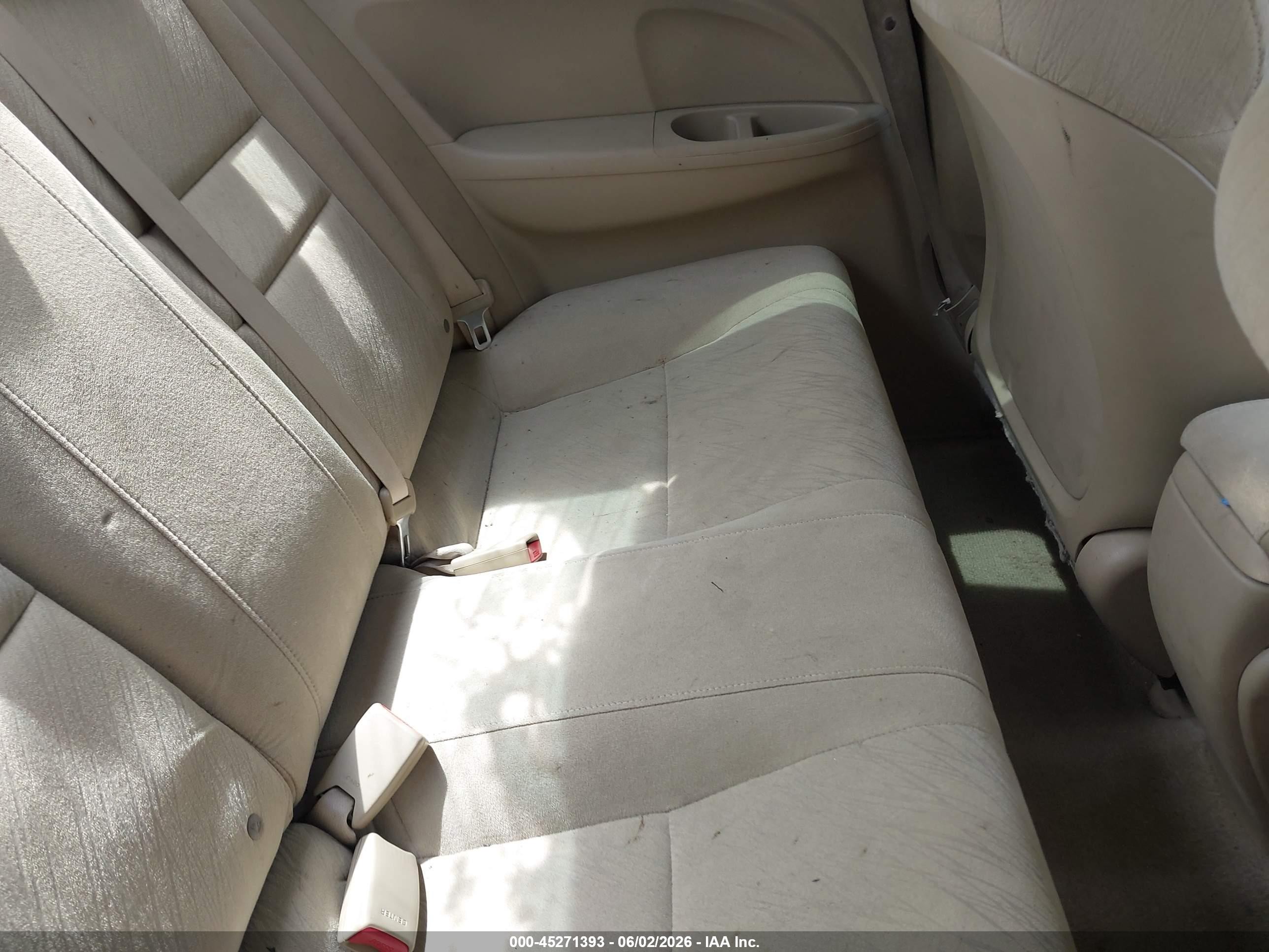 2007 Honda Civic Ex White vin: 2HGFG12867H575936