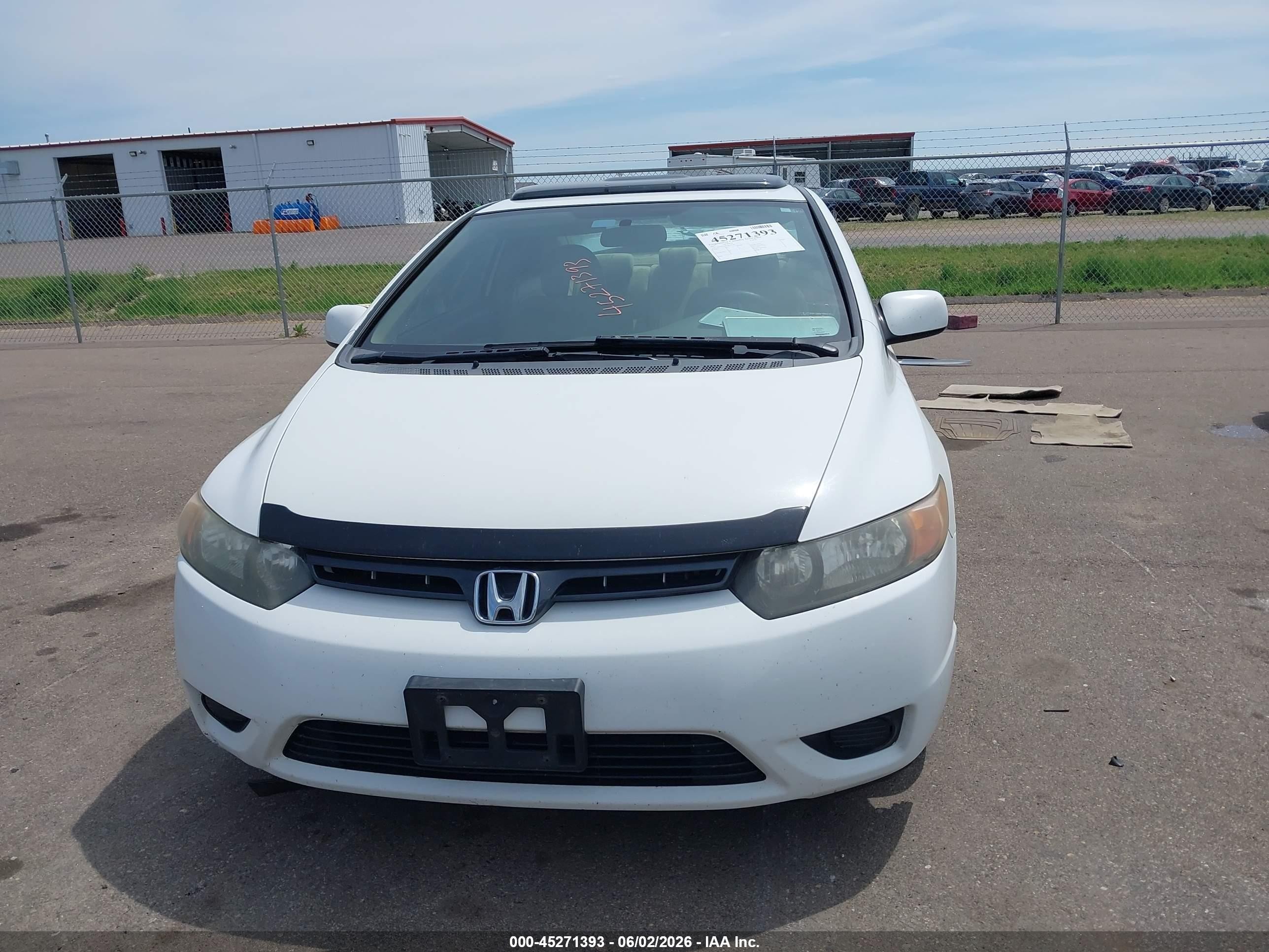 2007 Honda Civic Ex White vin: 2HGFG12867H575936