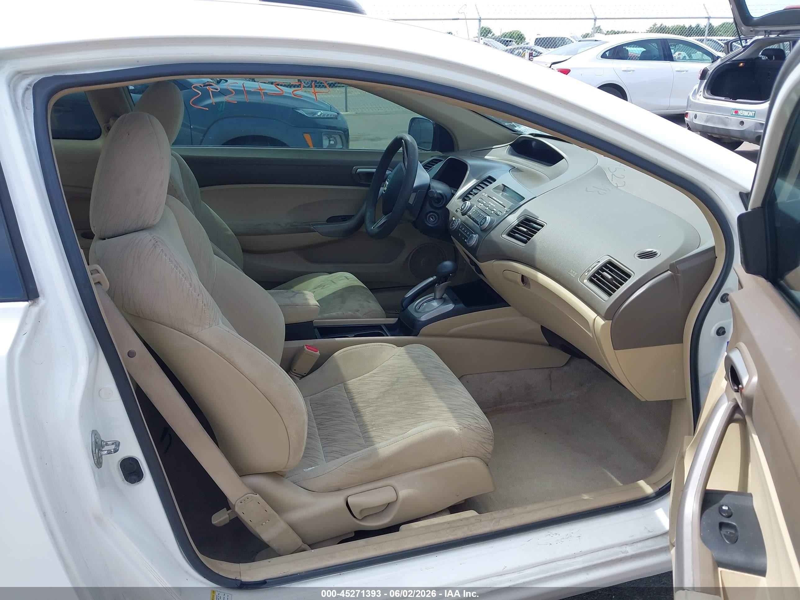 2007 Honda Civic Ex White vin: 2HGFG12867H575936