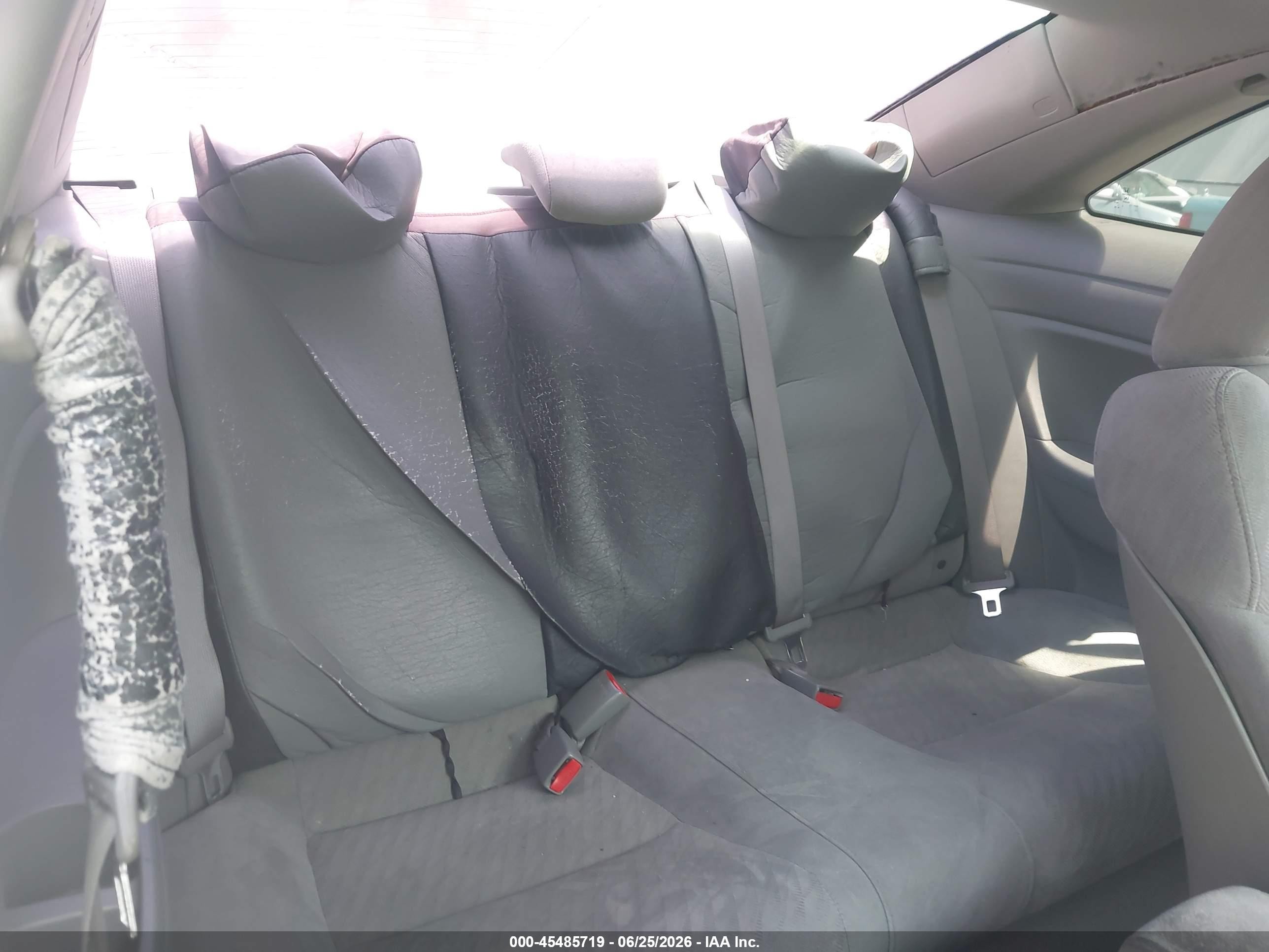 2009 Honda Civic Ex White vin: 2HGFG12869H512659