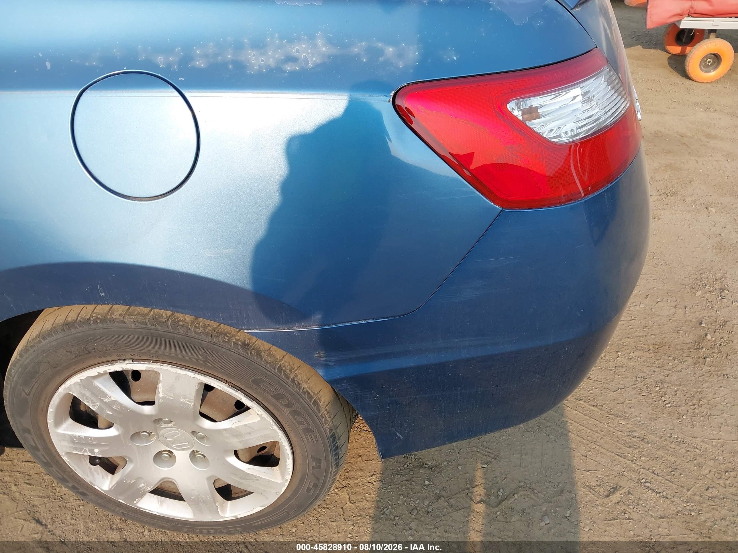 2011 Honda Civic Lx Blue vin: 2HGFG1A64BH500063