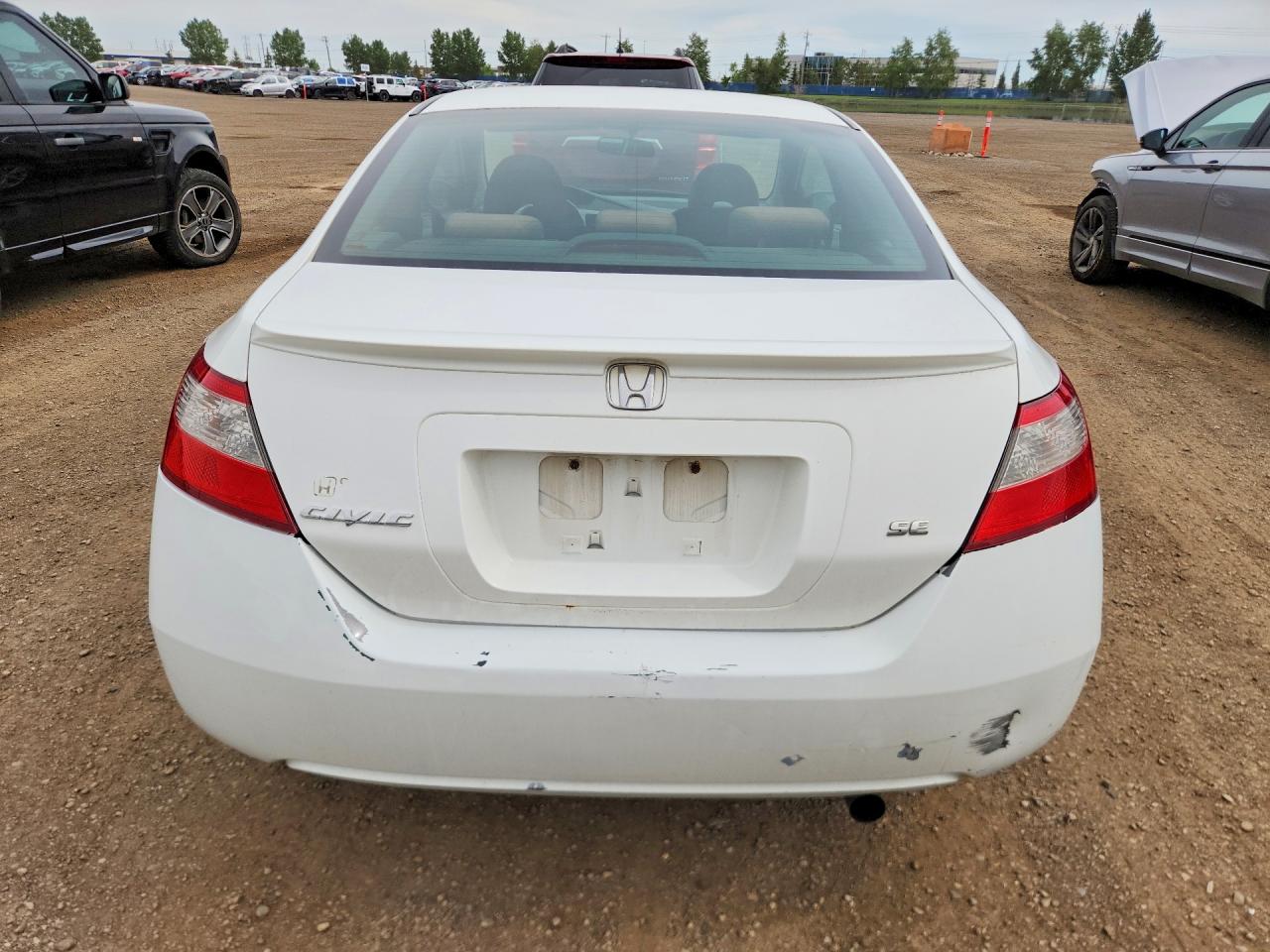 2011 Honda Civic Lx White vin: 2HGFG1A6XBH000571