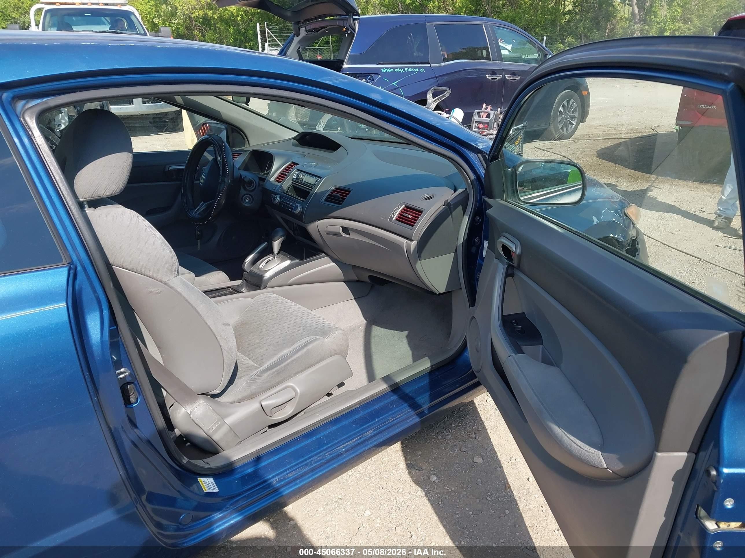2010 Honda Civic Lx Blue vin: 2HGFG1B60AH509162