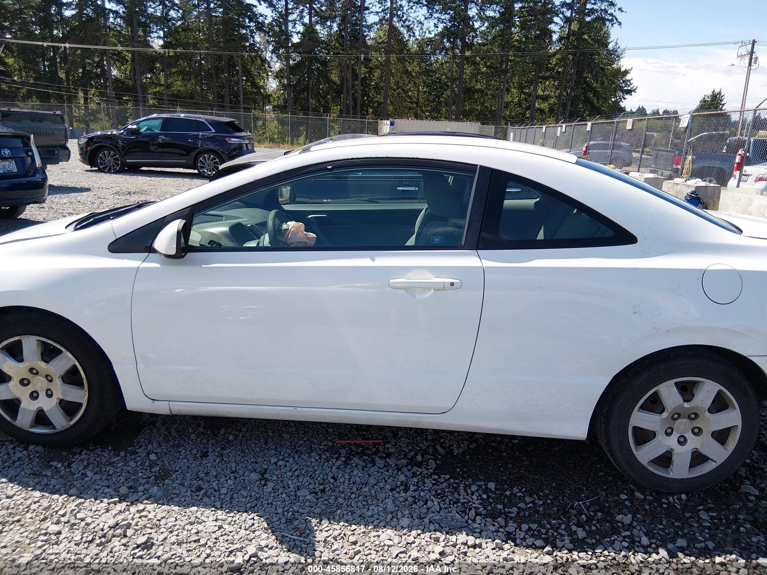 2011 Honda Civic Lx White vin: 2HGFG1B60BH503007