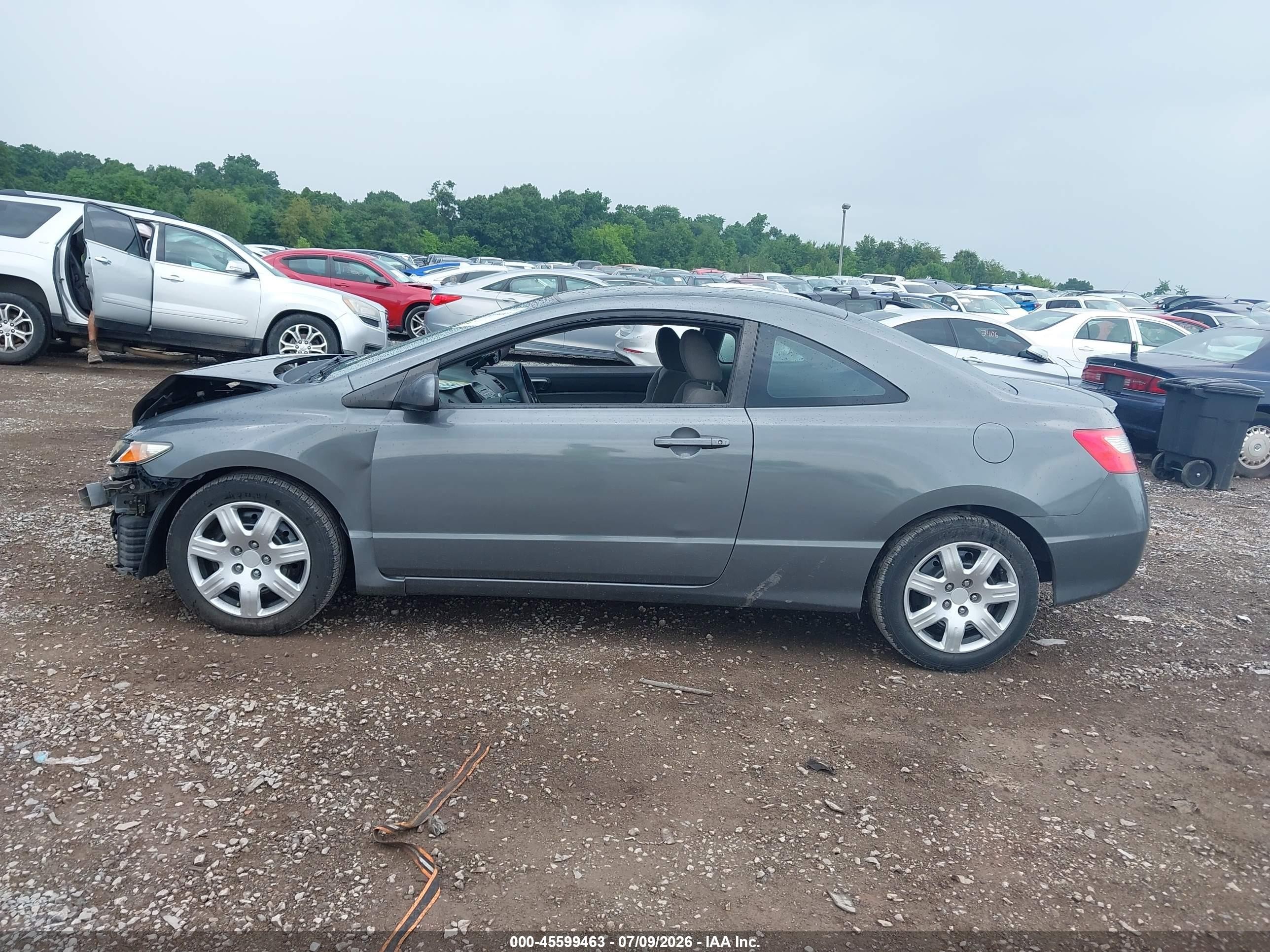 2010 Honda Civic Lx Silver vin: 2HGFG1B62AH500656
