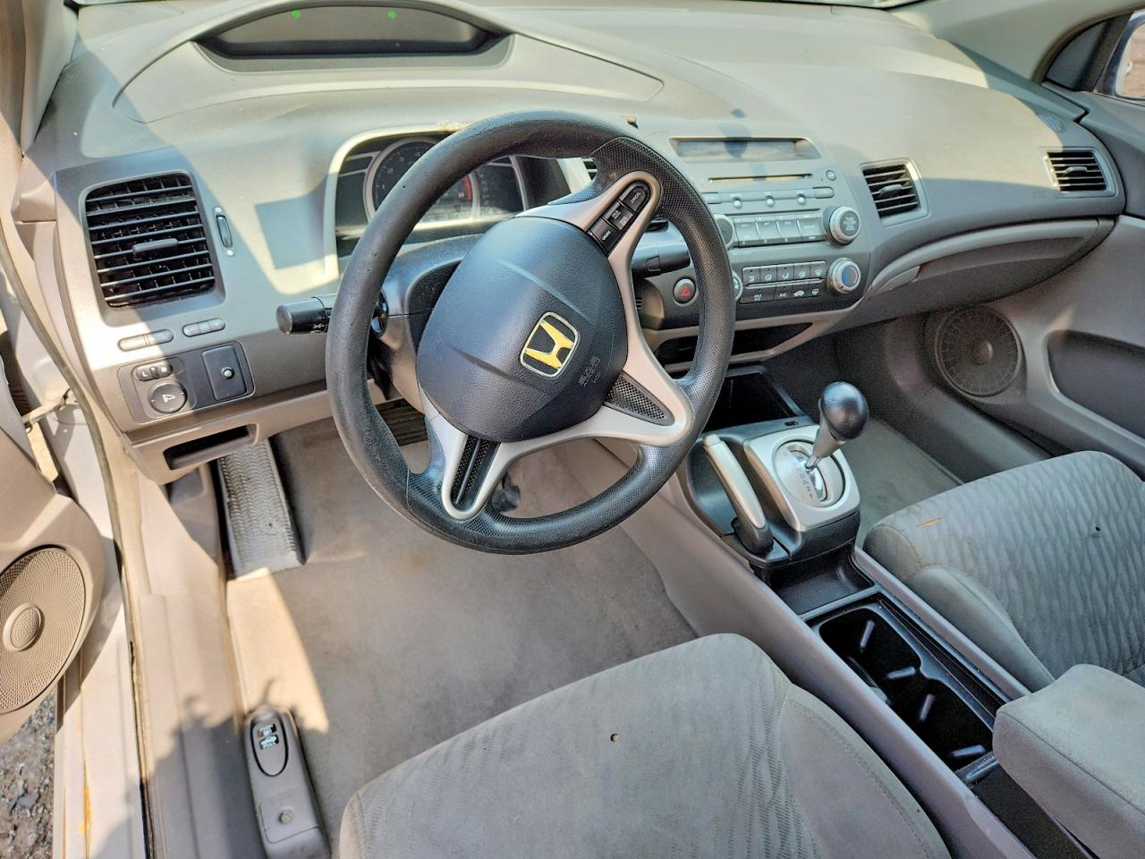 2010 Honda Civic Lx Silver vin: 2HGFG1B62AH509146