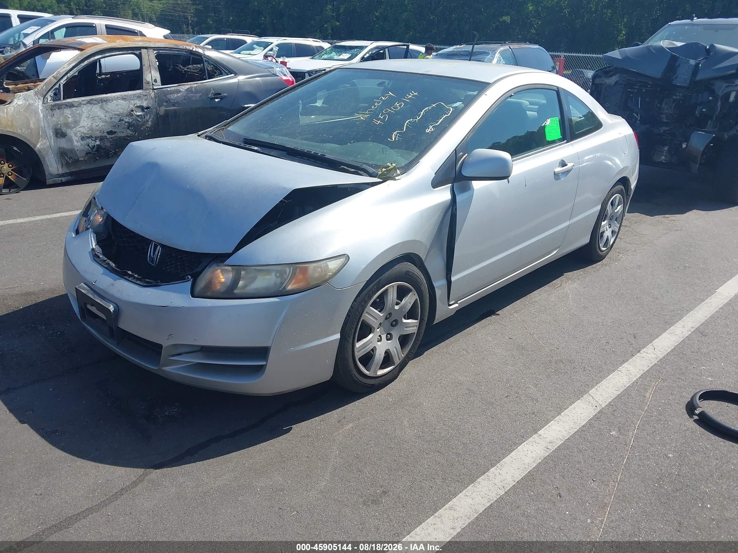 2010 Honda Civic Lx Silver vin: 2HGFG1B62AH528067