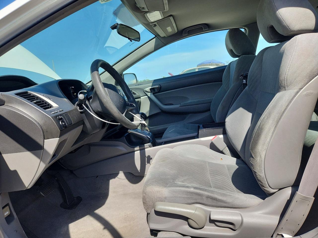 2011 Honda Civic Lx White vin: 2HGFG1B62BH517068