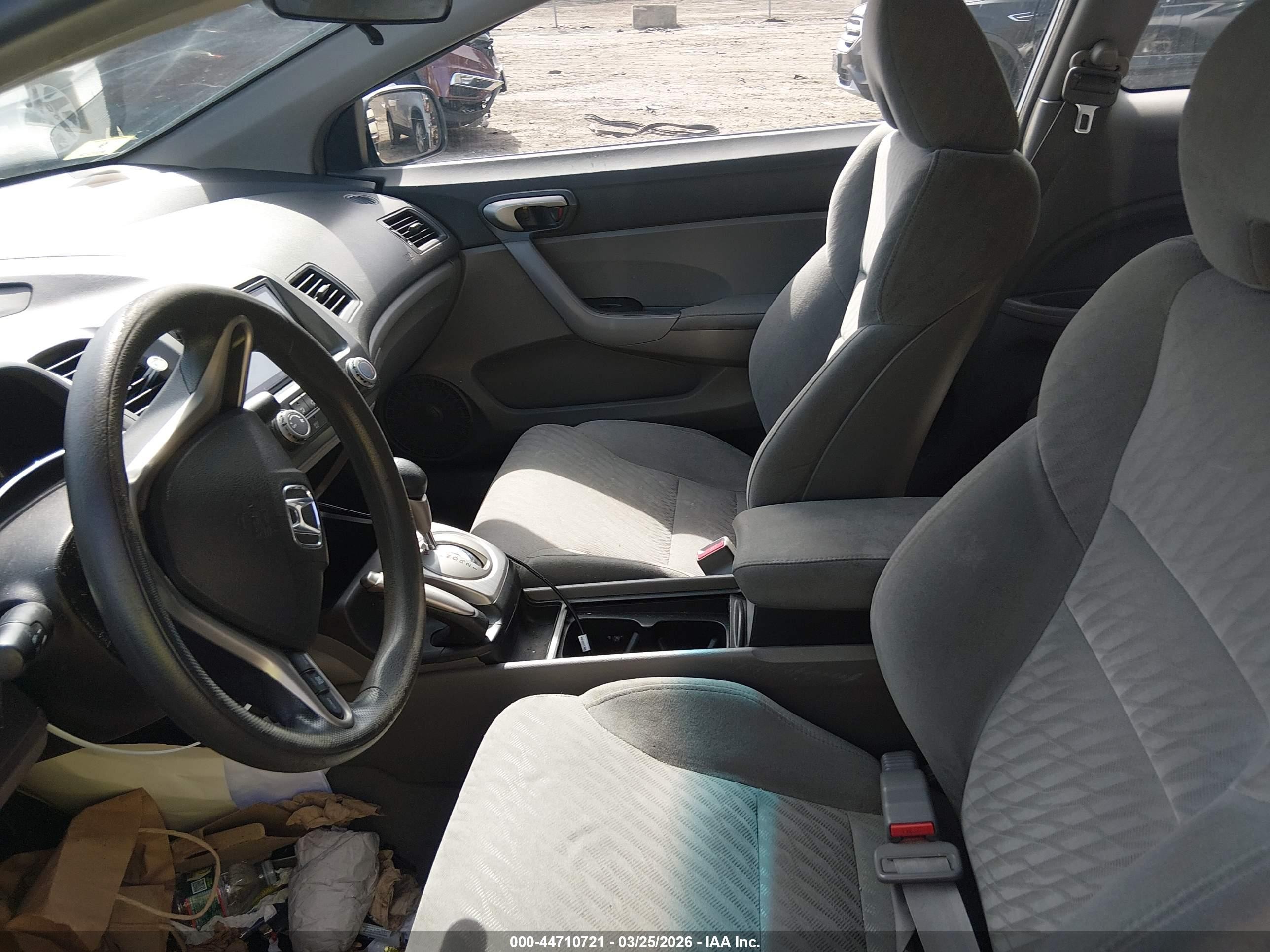 2010 Honda Civic Lx Silver vin: 2HGFG1B63AH504649