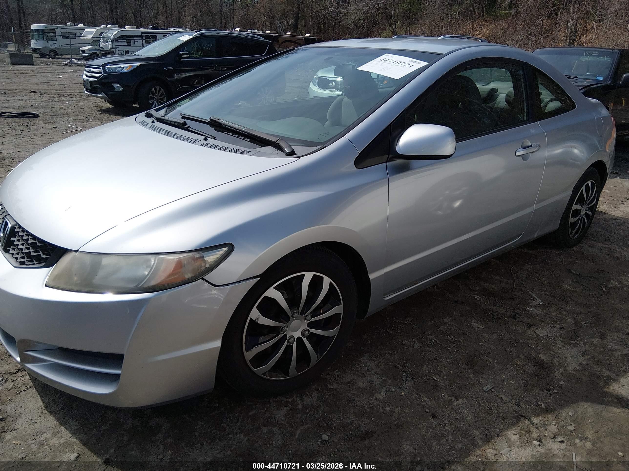 2010 Honda Civic Lx Silver vin: 2HGFG1B63AH504649