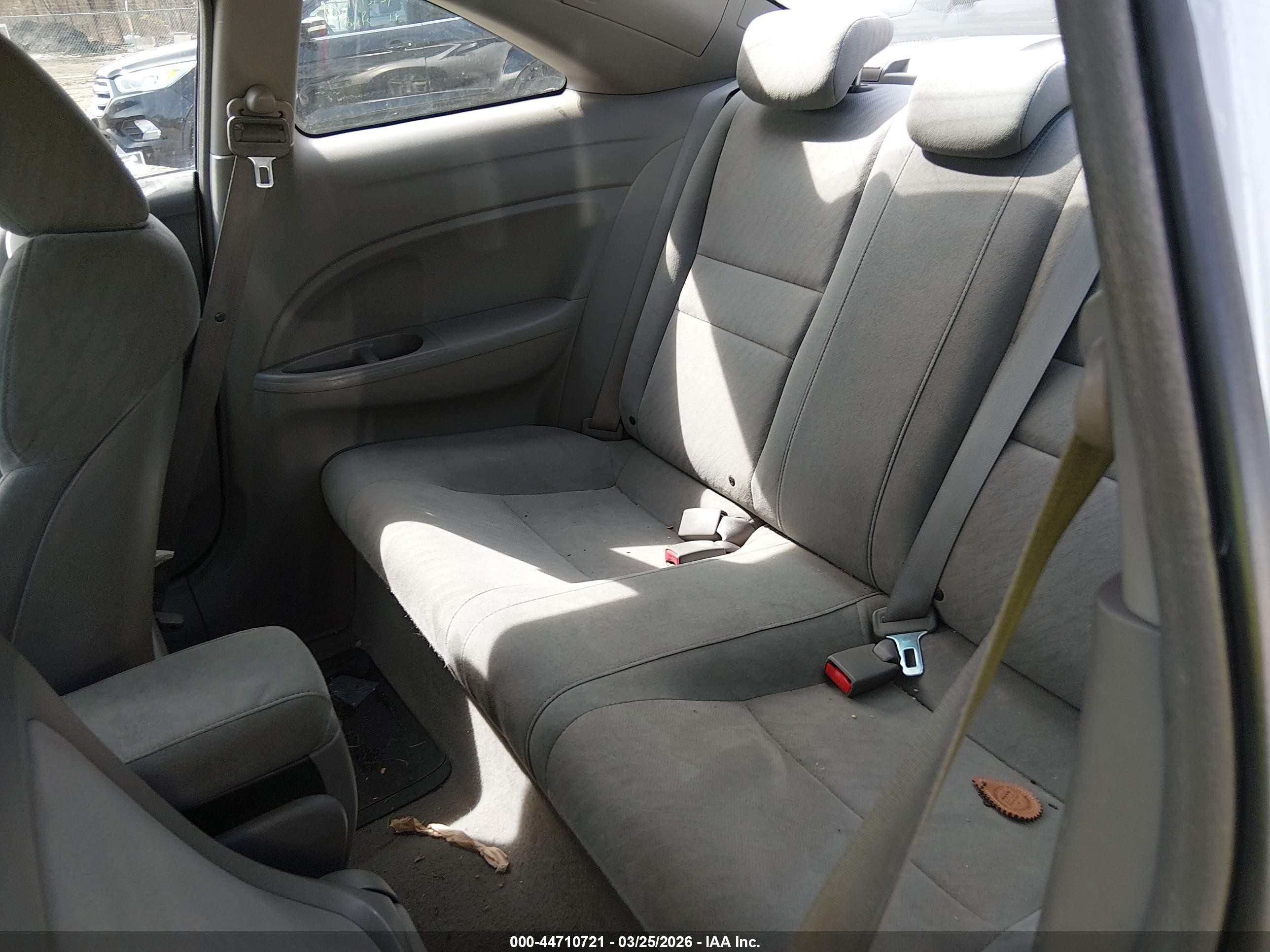 2010 Honda Civic Lx Silver vin: 2HGFG1B63AH504649