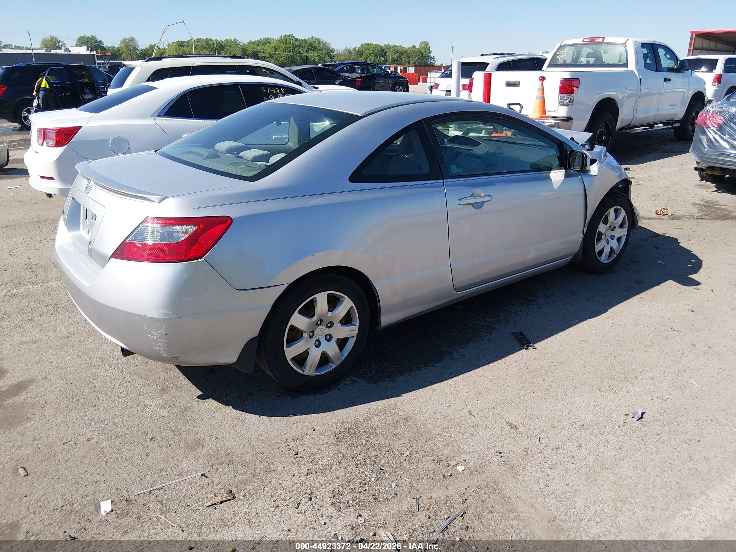2010 Honda Civic Lx Silver vin: 2HGFG1B65AH518763