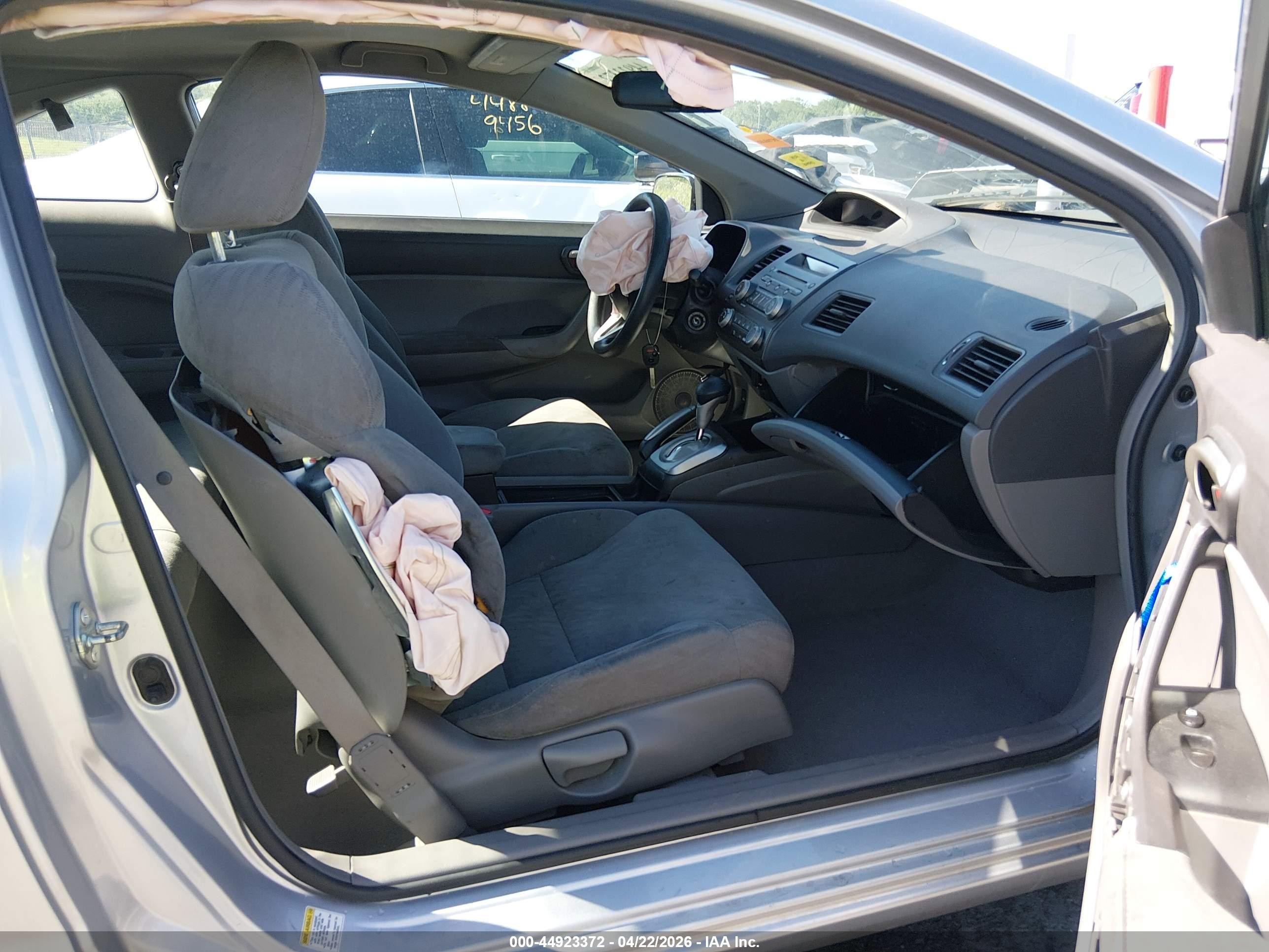 2010 Honda Civic Lx Silver vin: 2HGFG1B65AH518763