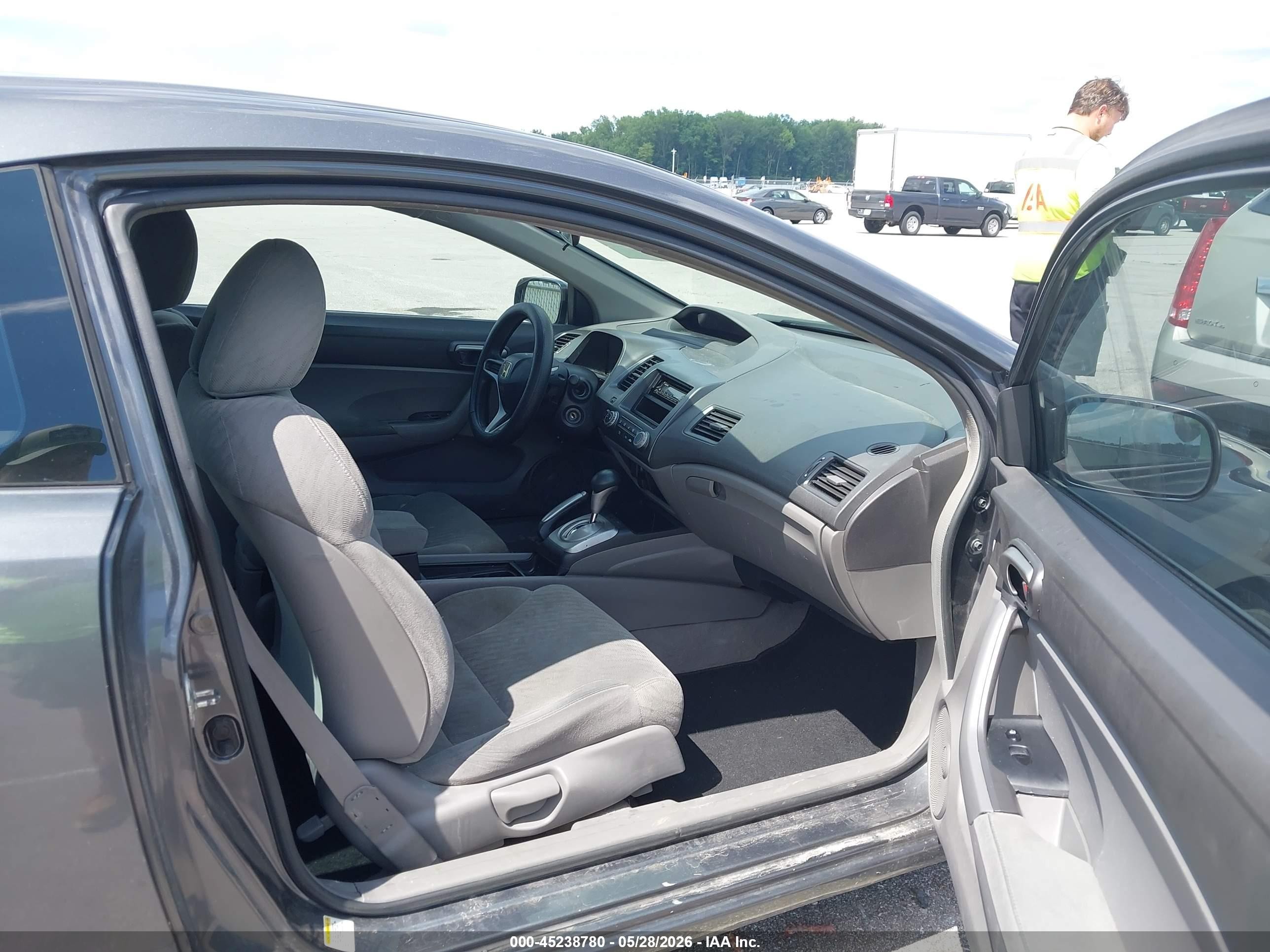 2010 Honda Civic Lx Gray vin: 2HGFG1B65AH520643