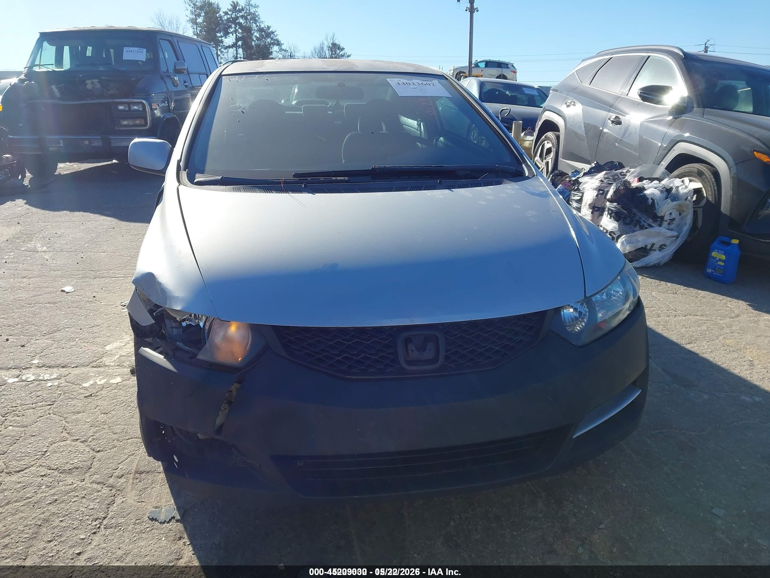 2010 Honda Civic Lx Серебряный vin: 2HGFG1B65AH522120