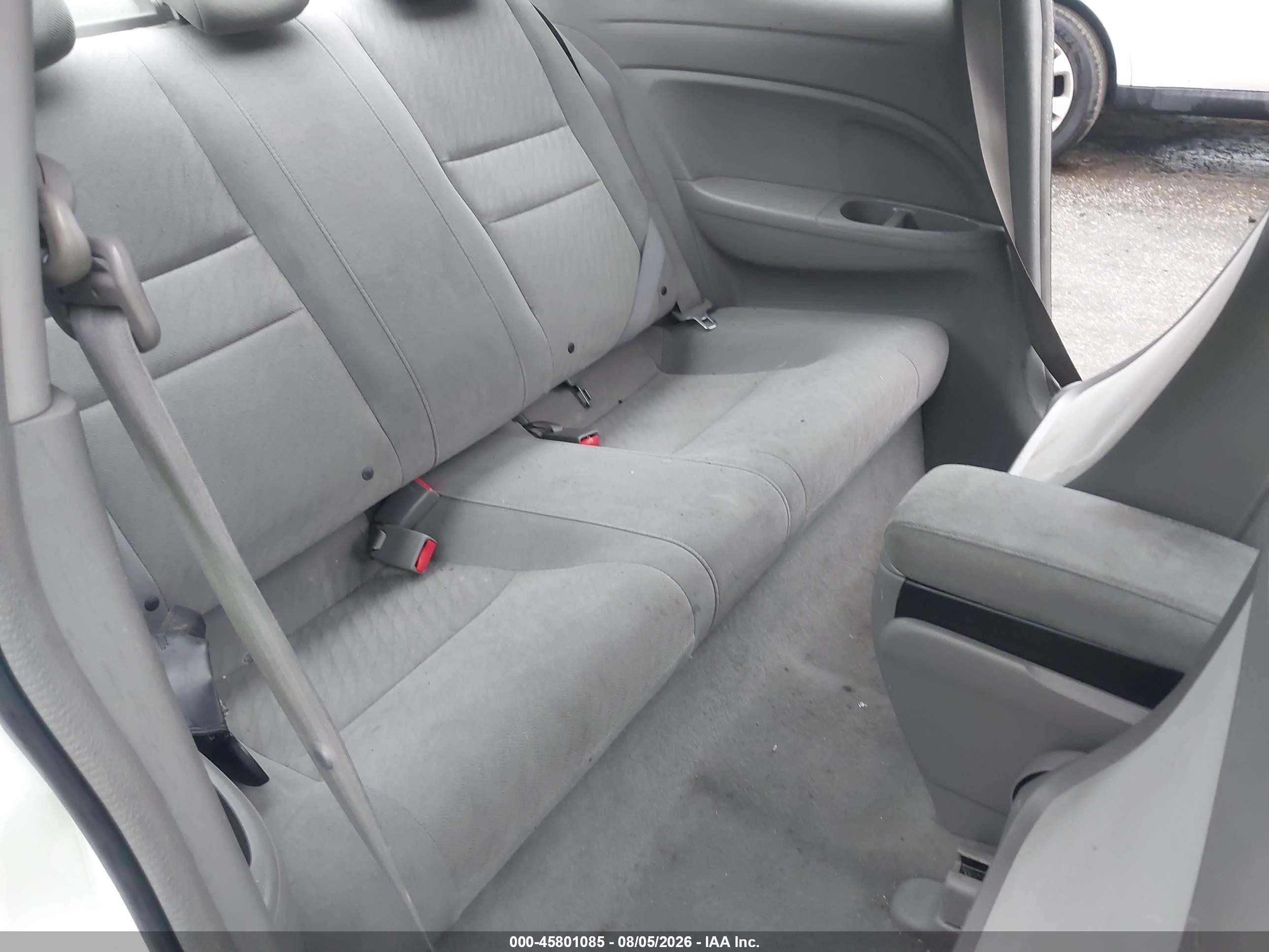 2010 Honda Civic Lx White vin: 2HGFG1B65AH526829