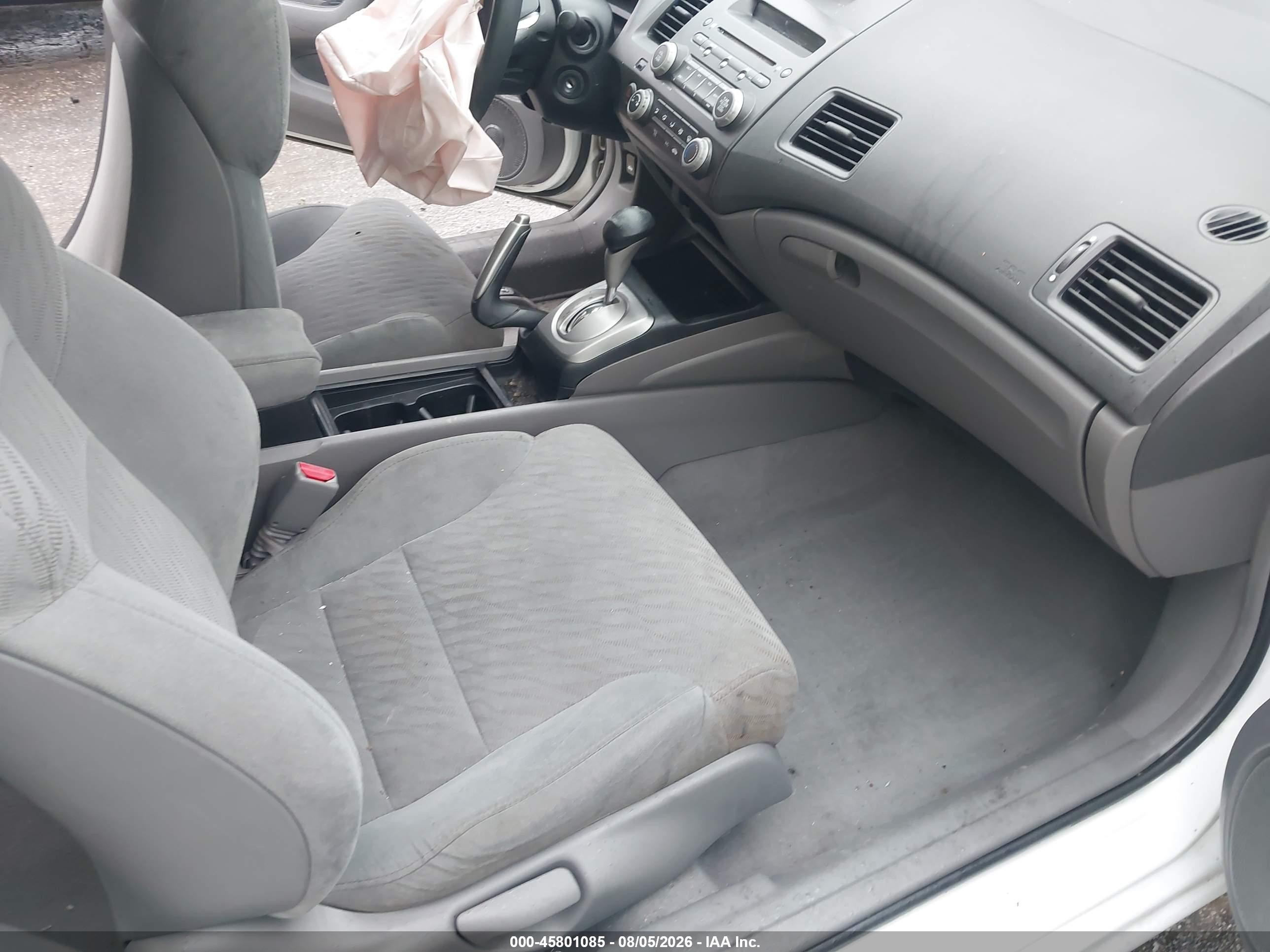 2010 Honda Civic Lx White vin: 2HGFG1B65AH526829