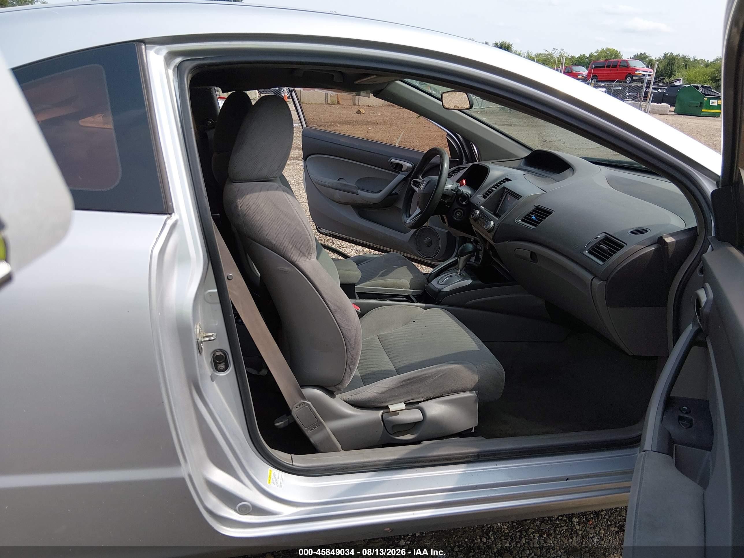2010 Honda Civic Lx Silver vin: 2HGFG1B66AH511014