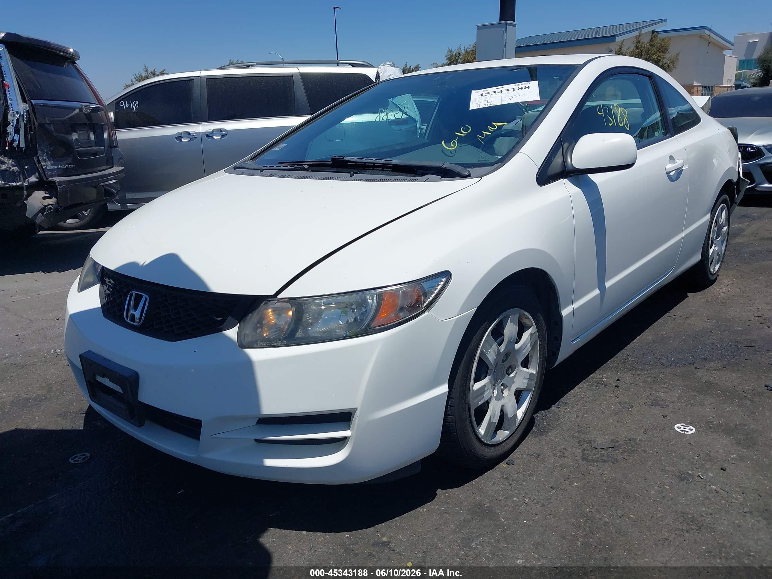 2010 Honda Civic Lx White vin: 2HGFG1B66AH513426