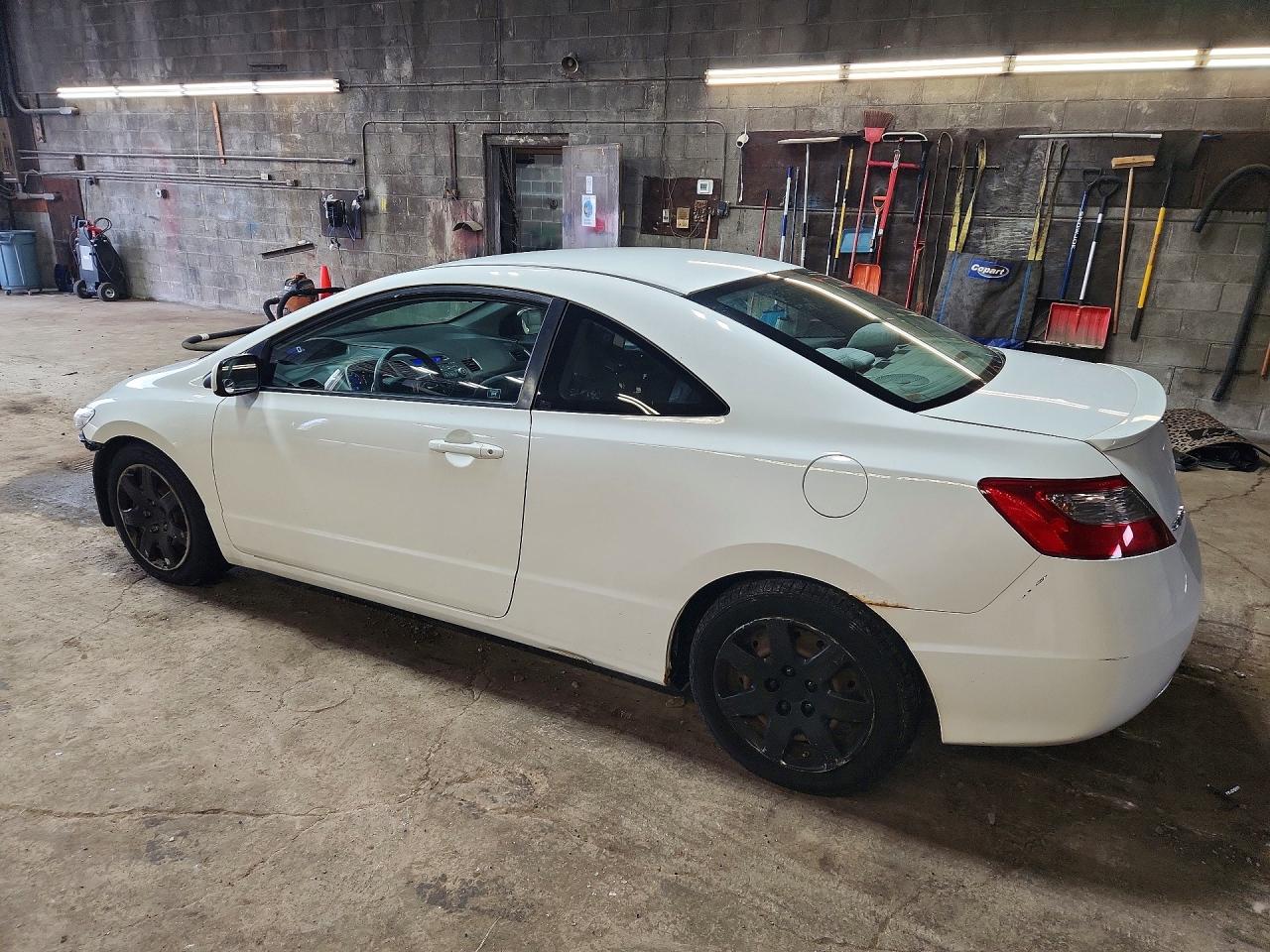 2011 Honda Civic Lx Белый vin: 2HGFG1B66BH507854