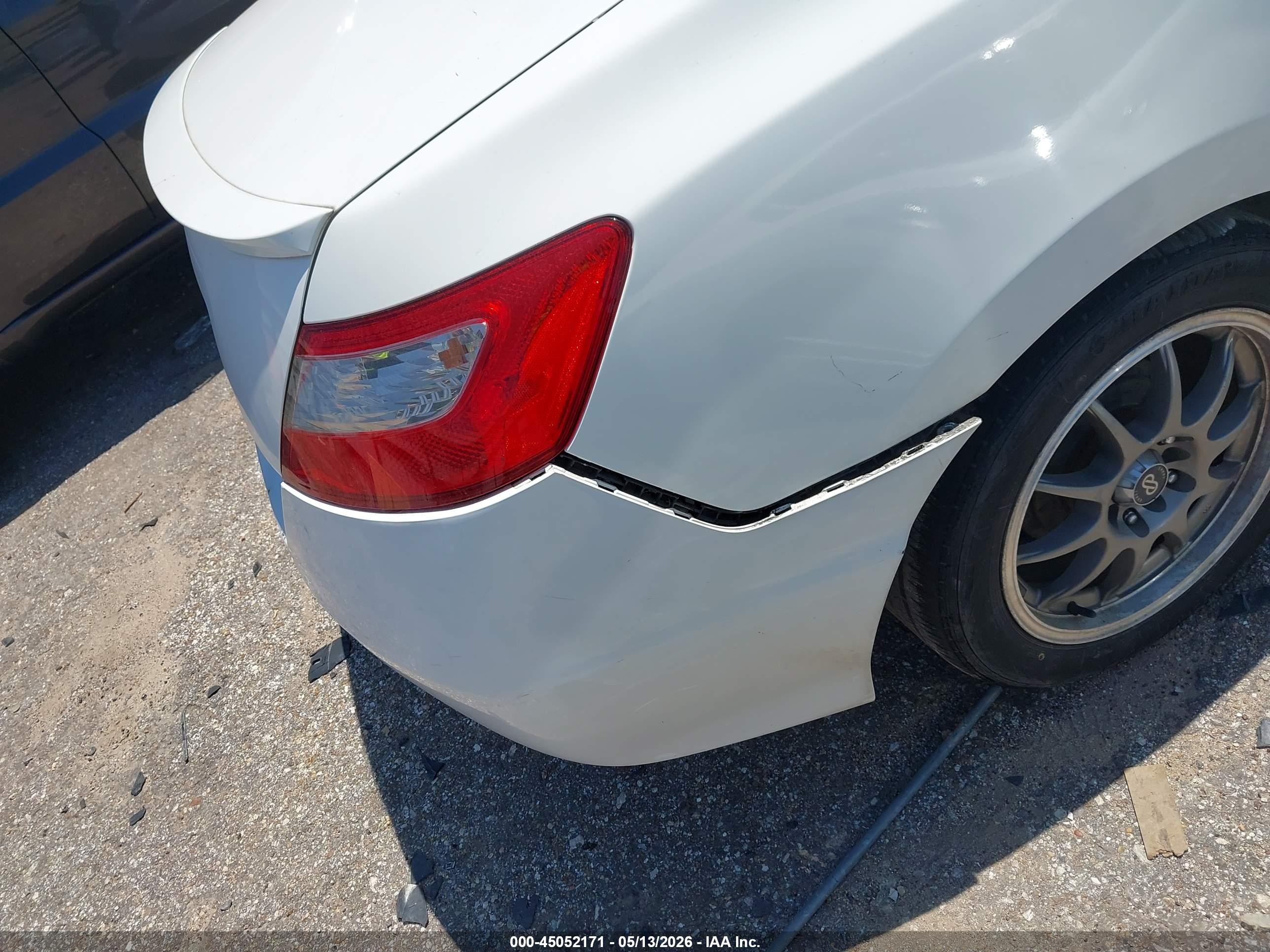 2011 Honda Civic Lx White vin: 2HGFG1B66BH513251