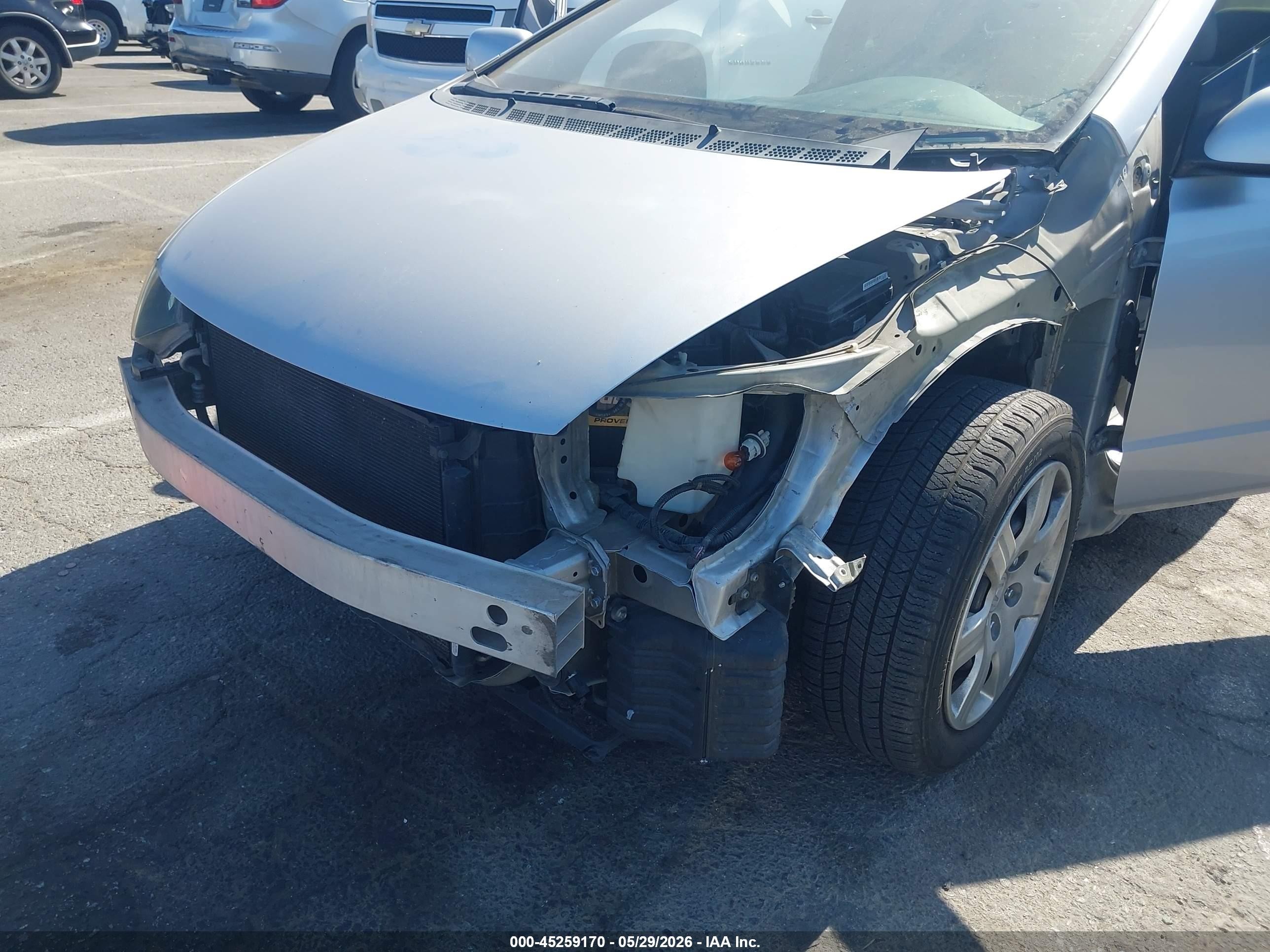 2011 Honda Civic Lx Silver vin: 2HGFG1B67BH502291
