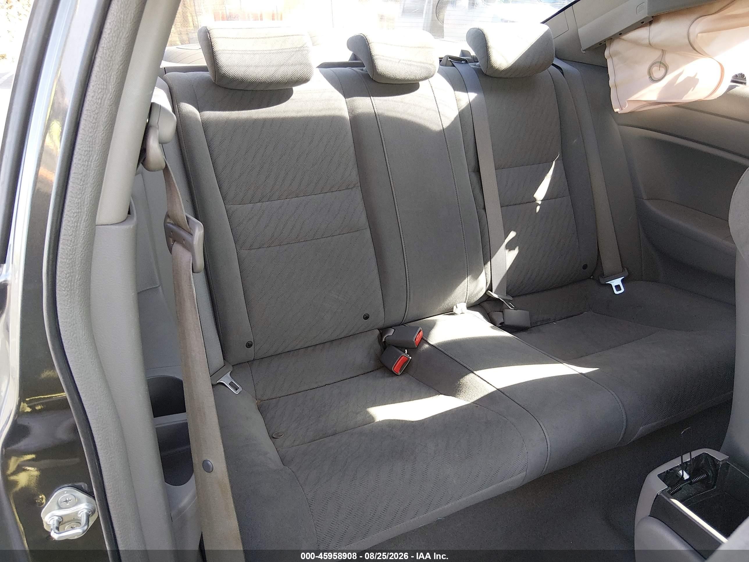 2010 Honda Civic Lx Gray vin: 2HGFG1B68AH509300