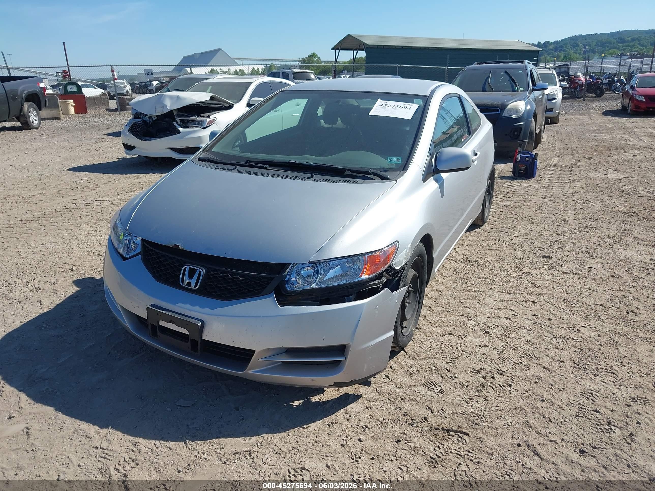 2010 Honda Civic Lx Серебряный vin: 2HGFG1B68AH530177