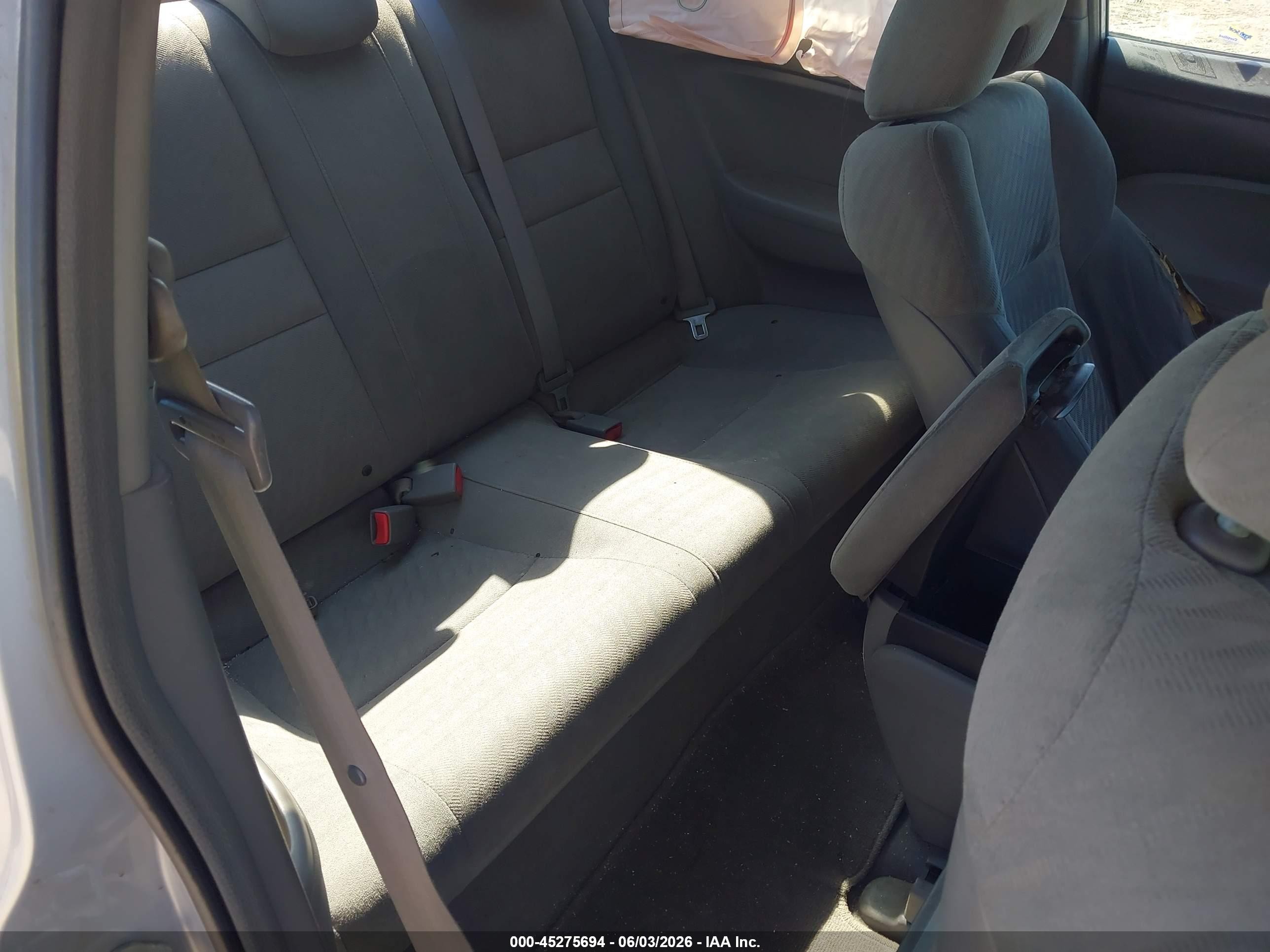 2010 Honda Civic Lx Серебряный vin: 2HGFG1B68AH530177