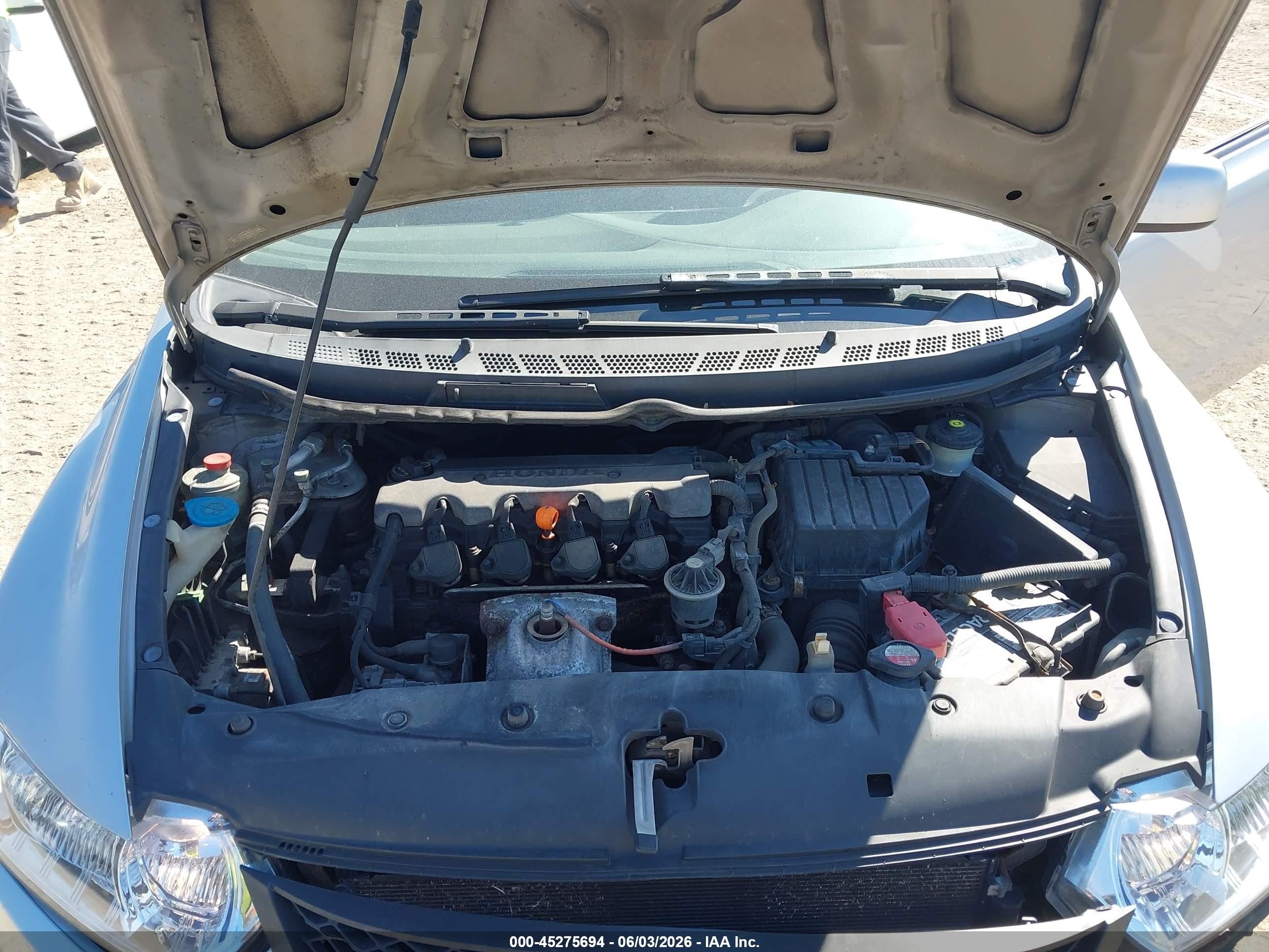 2010 Honda Civic Lx Серебряный vin: 2HGFG1B68AH530177