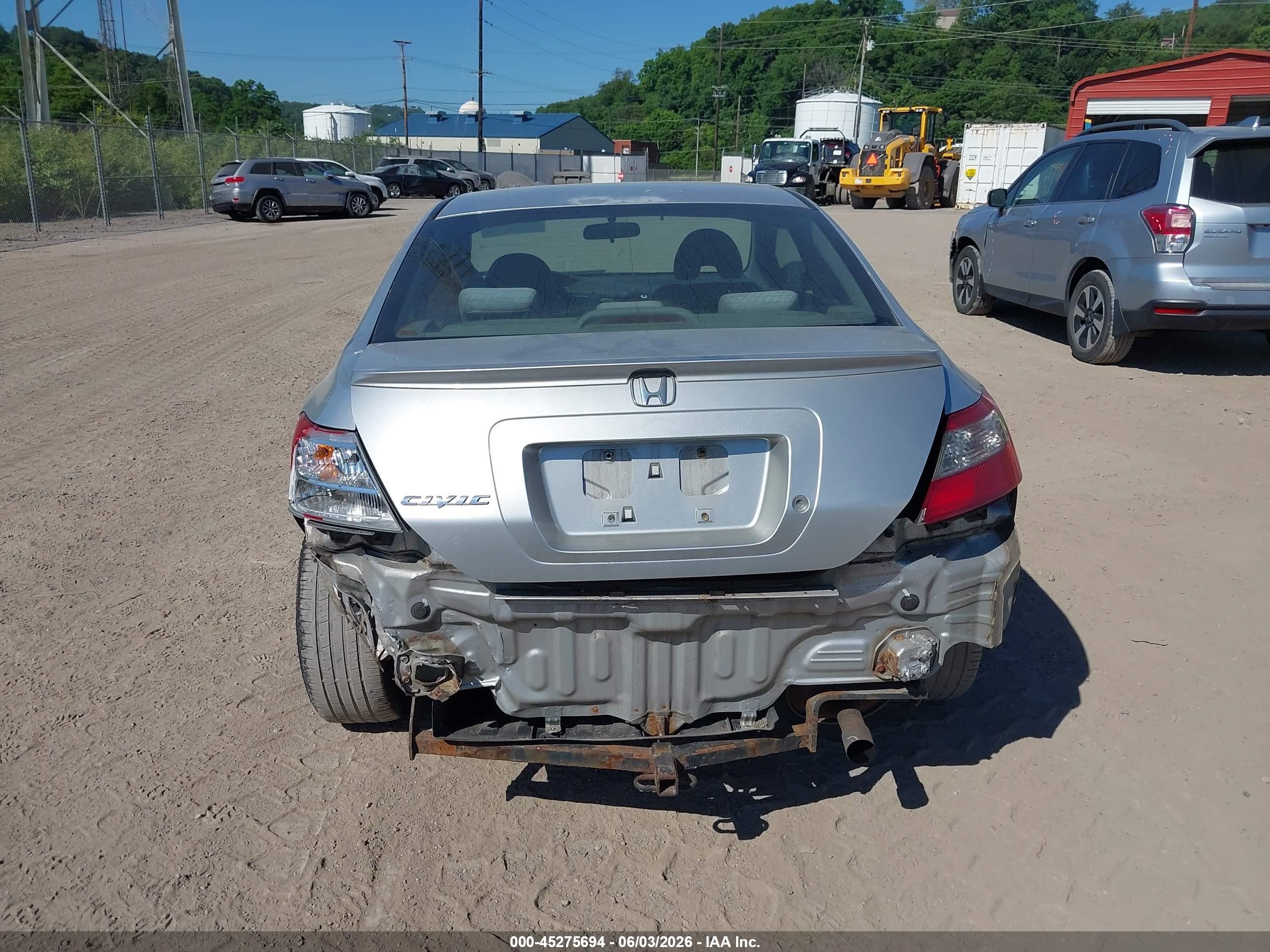 2010 Honda Civic Lx Серебряный vin: 2HGFG1B68AH530177