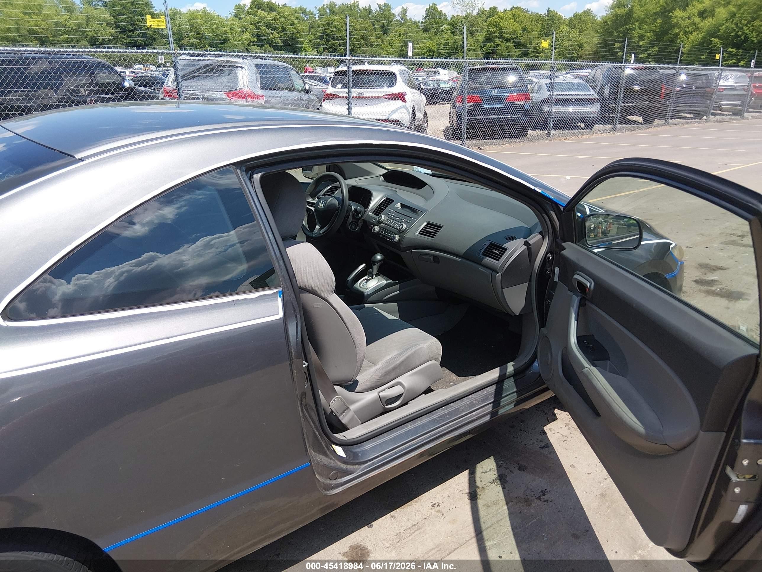 2011 Honda Civic Lx Серый vin: 2HGFG1B68BH503272