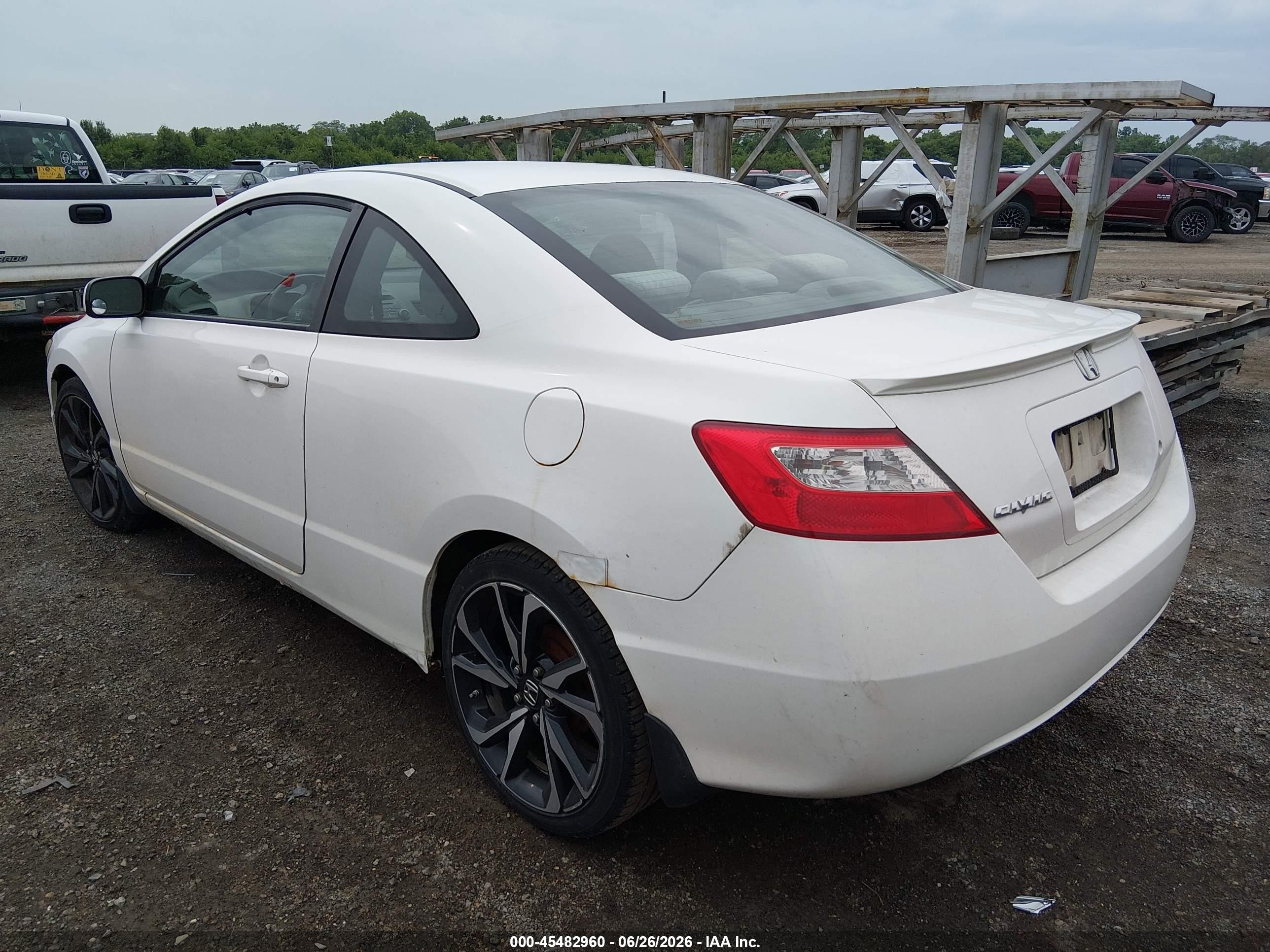 2010 Honda Civic Lx White vin: 2HGFG1B69AH520385