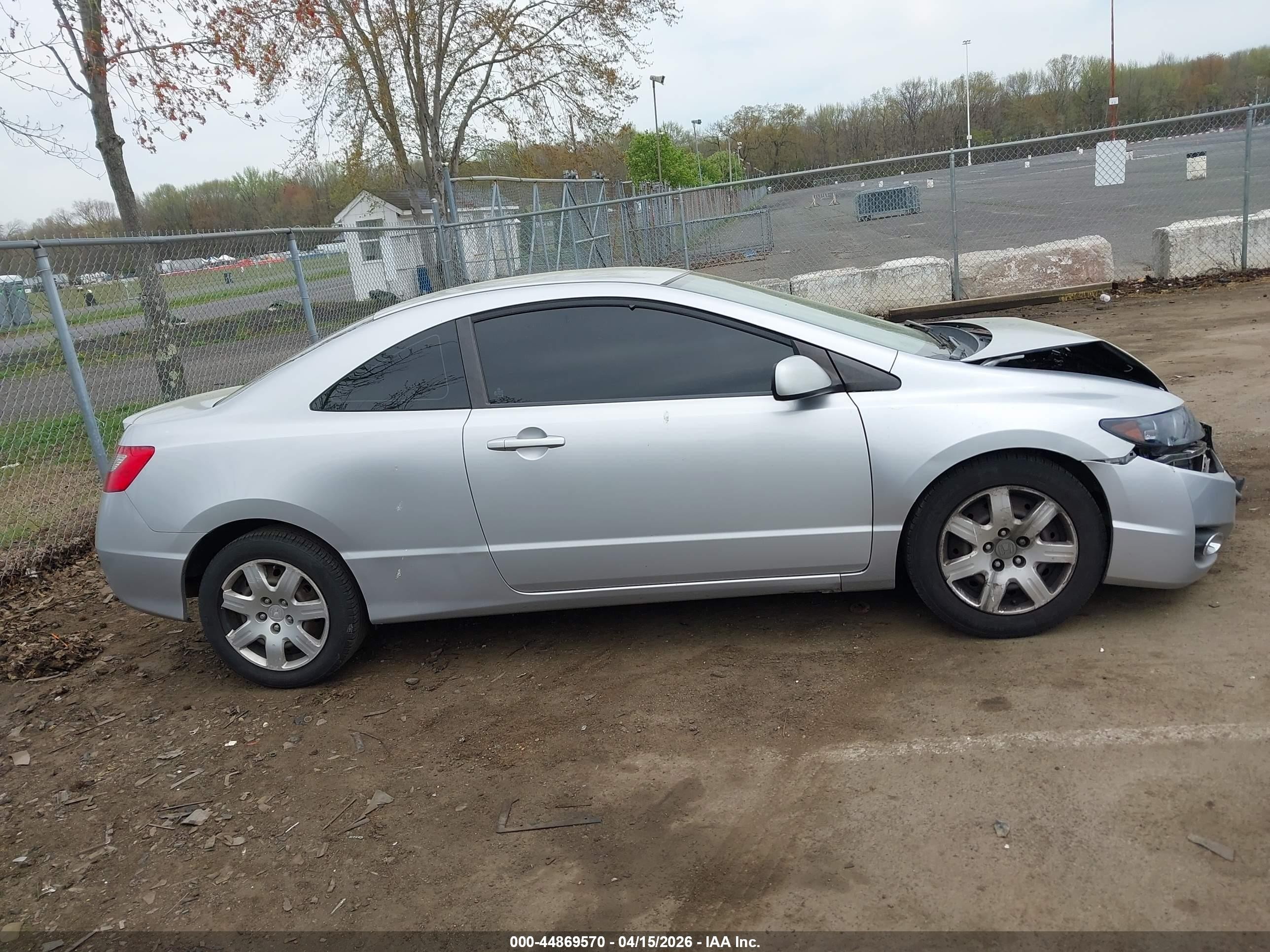 2010 Honda Civic Lx Серебряный vin: 2HGFG1B69AH530530