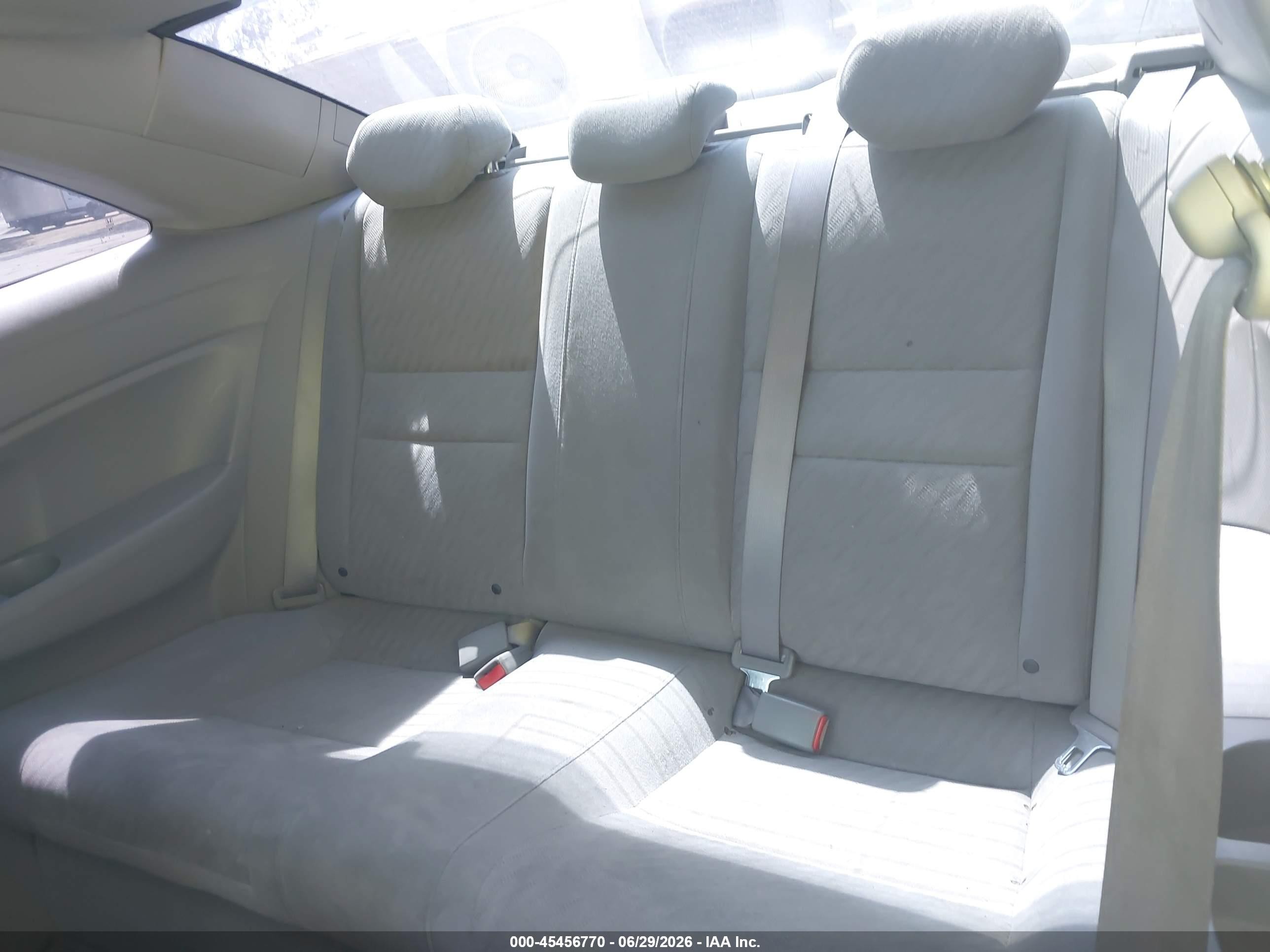 2011 Honda Civic Lx Silver vin: 2HGFG1B69BH511977